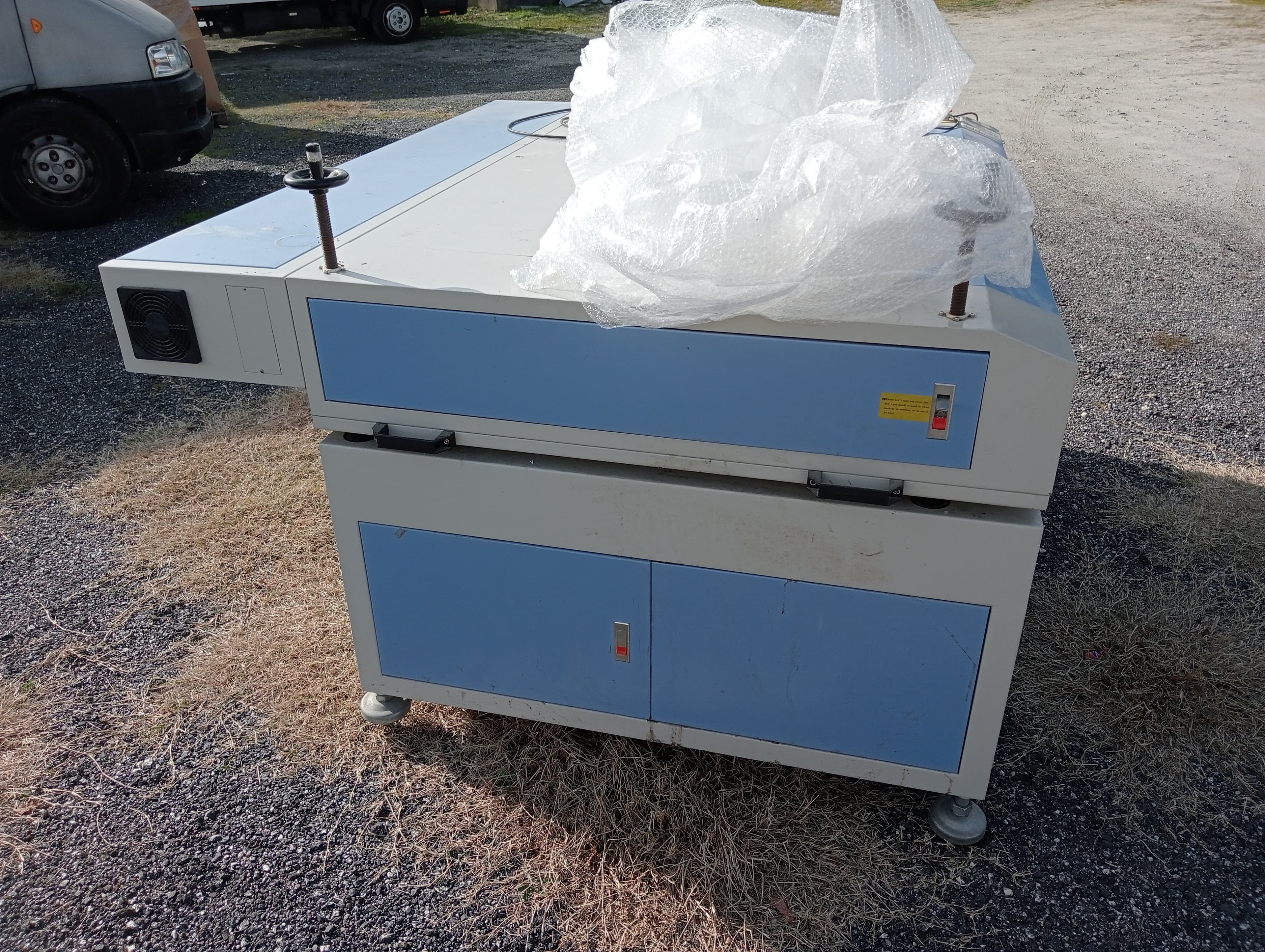 Plotter de corte · Máquina laser de corte — imagen 4