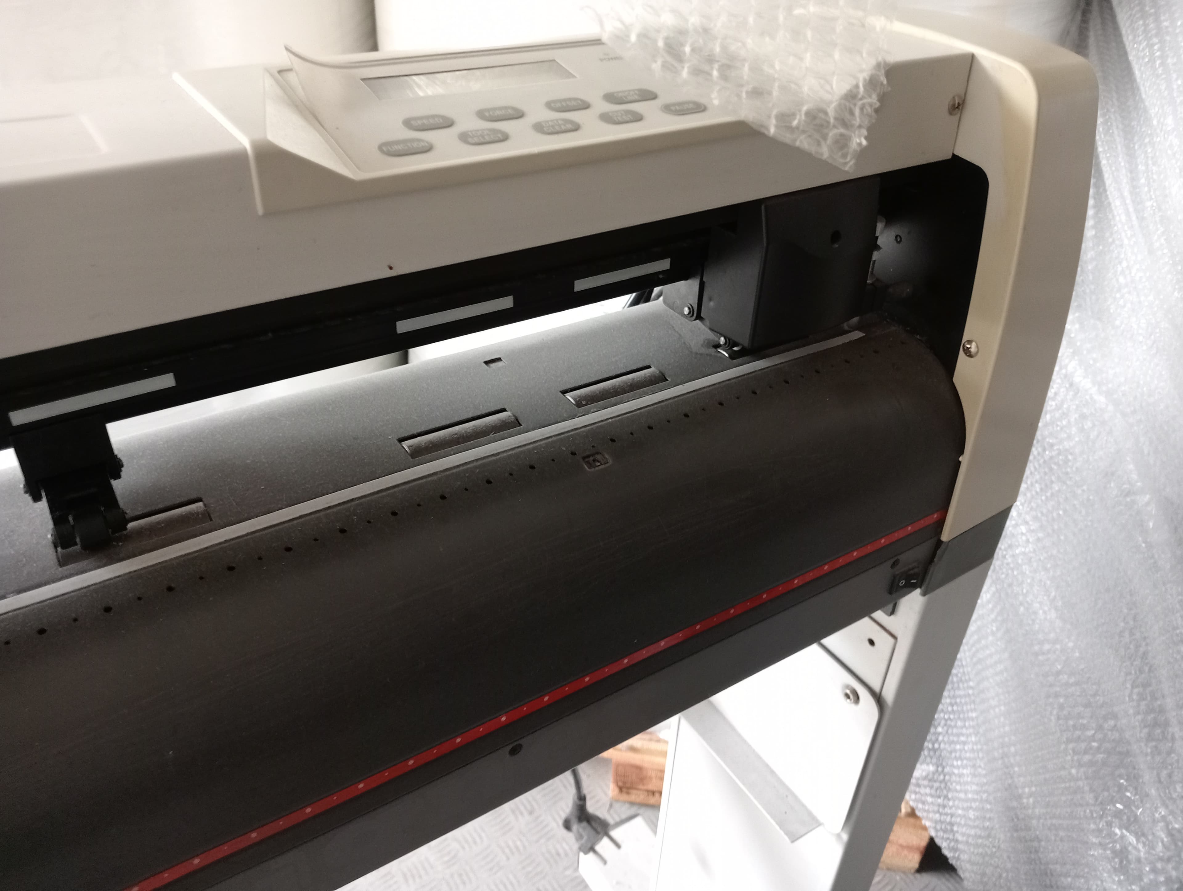 Plotter de corte · Máquina laser de corte — imagen 13