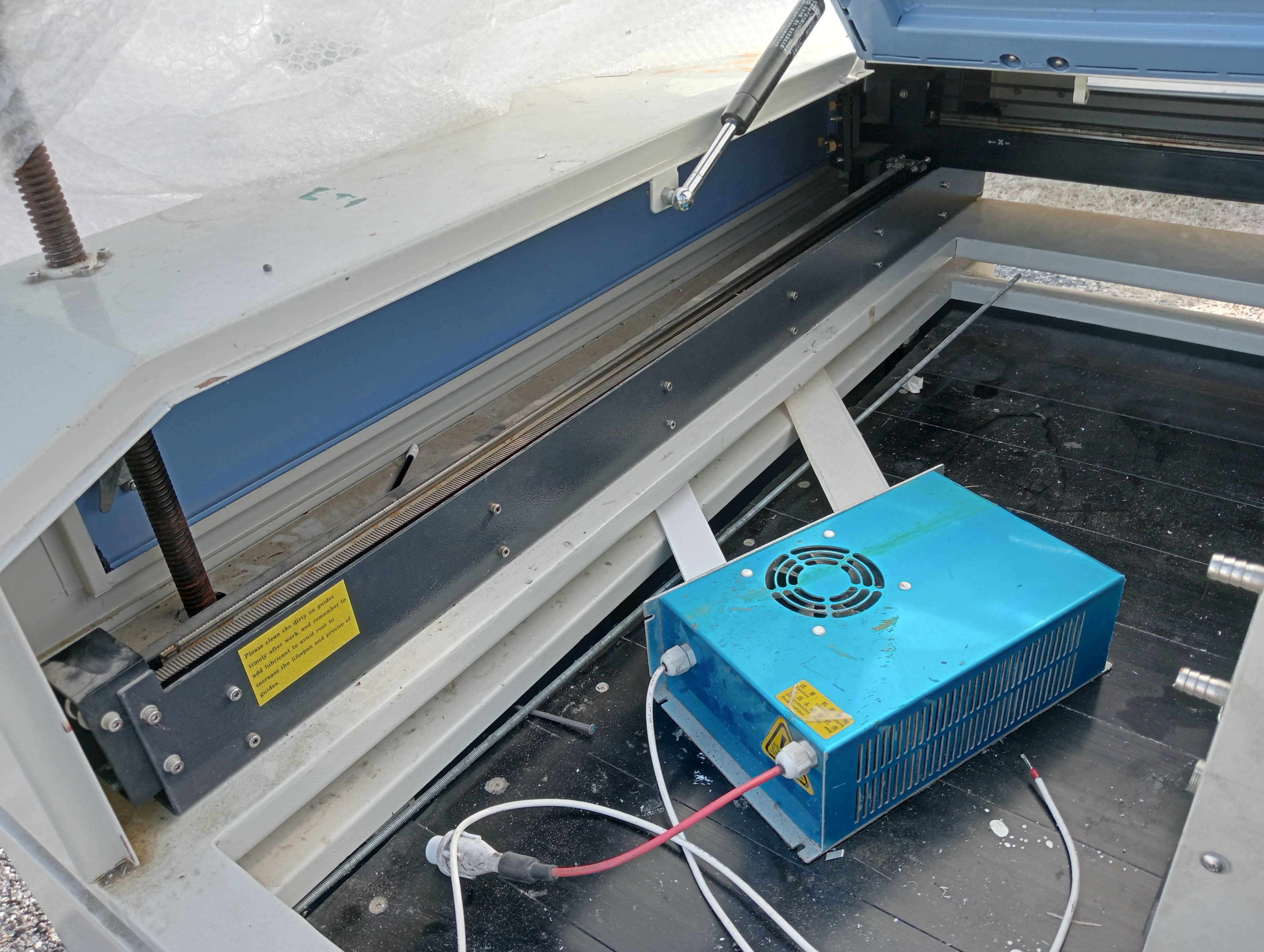 Plotter de corte · Máquina laser de corte — imagen 8