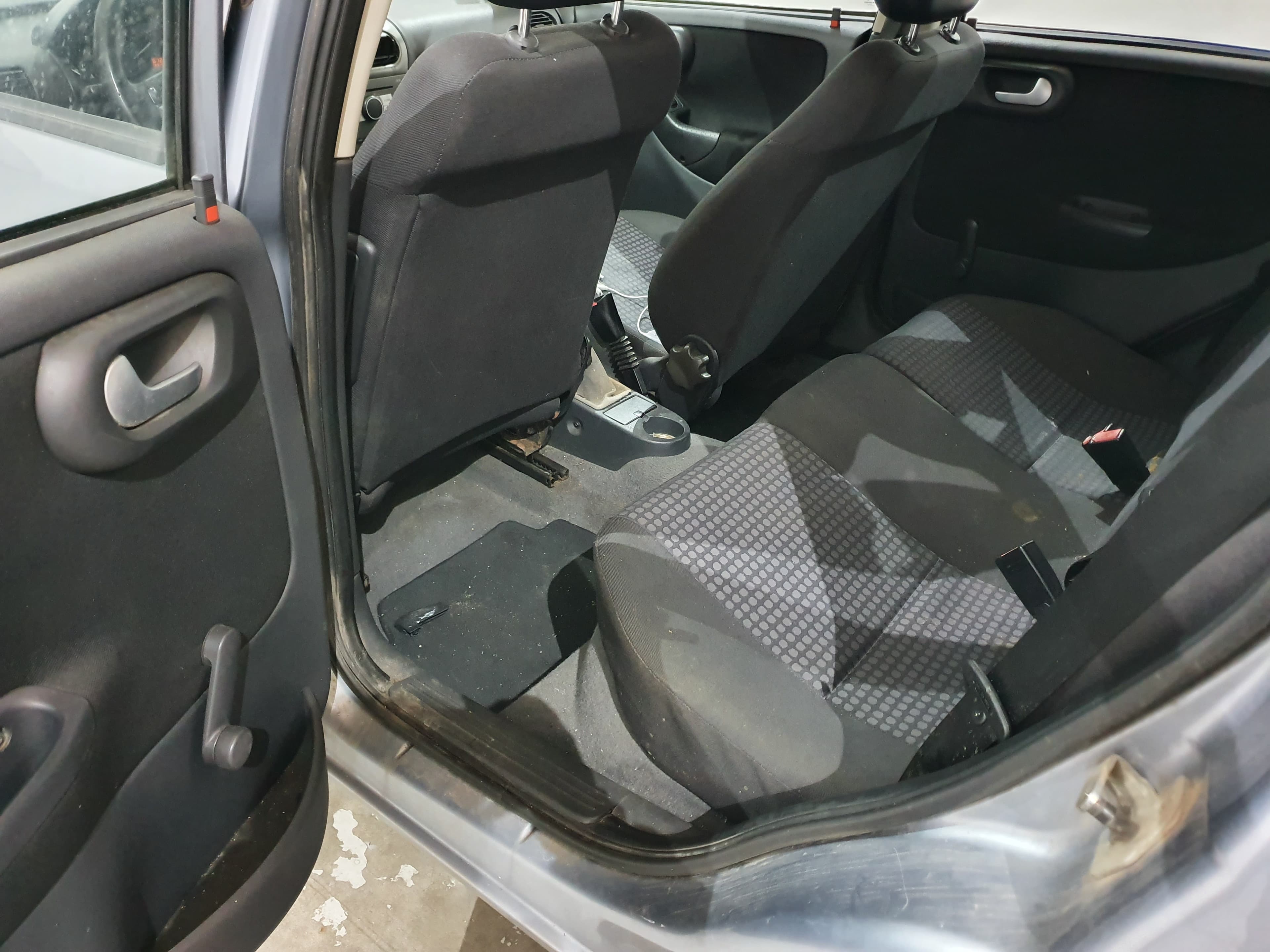 Opel Corsa · Ano 2005 — imagen 18