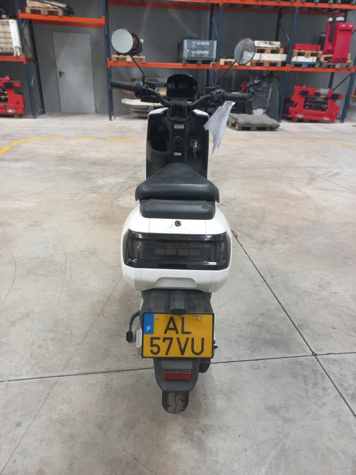 Urban Electric Motors LX05  · Ano 2021 — imagen 5