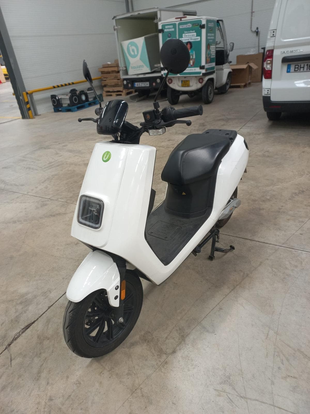 Urban Electric Motors LX05  · Ano 2021 — imagen 3
