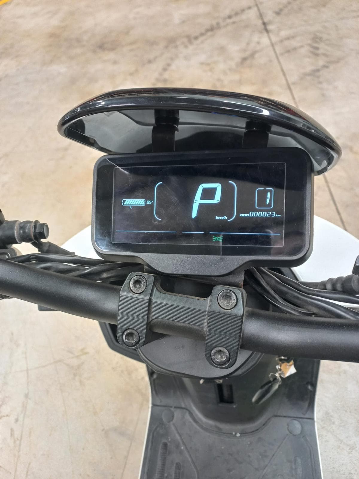 Urban Electric Motors LX05  · Ano 2021 — imagen 9