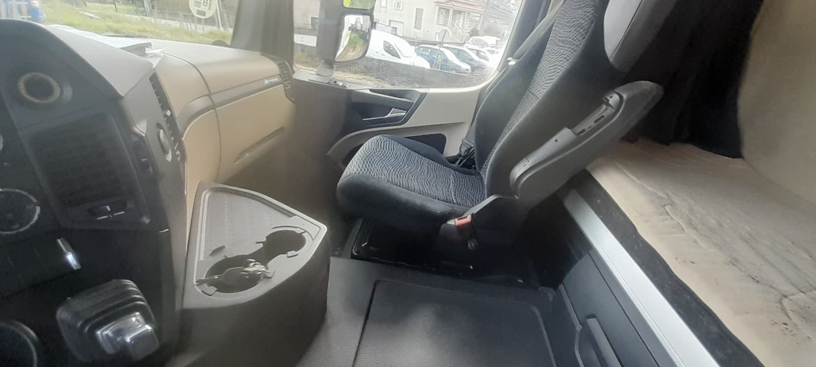 Mercedes-Benz Actros 1842 · Ano 2014 — imagem 12