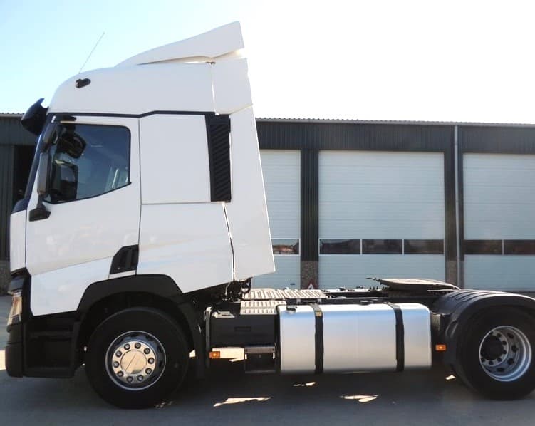 Renault T430 · Ano 2014 — image 2