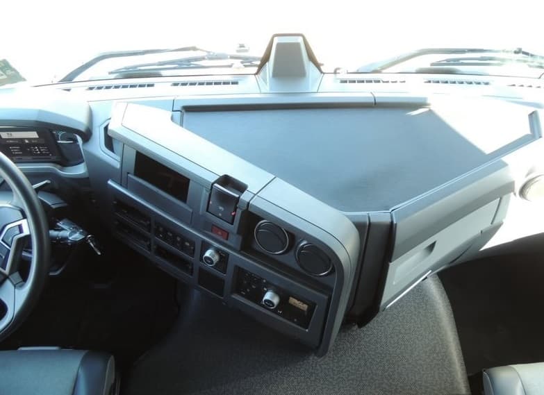 Renault T430 · Ano 2014 — image 16