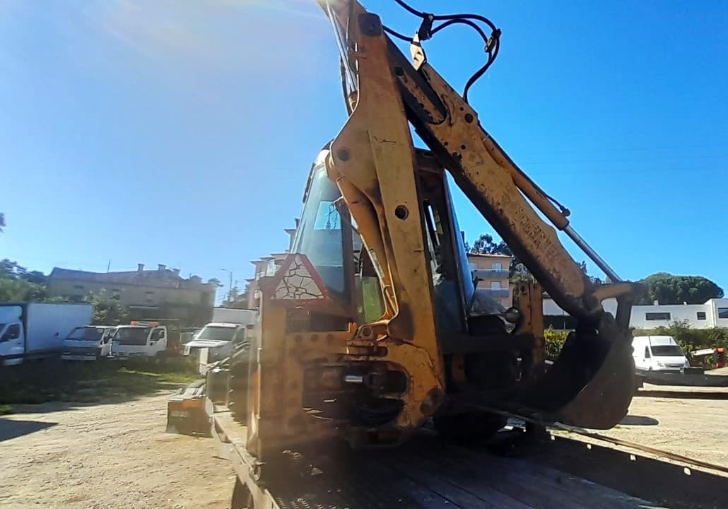 Retroescavadora Case 580 Super 4/4 — imagem 4