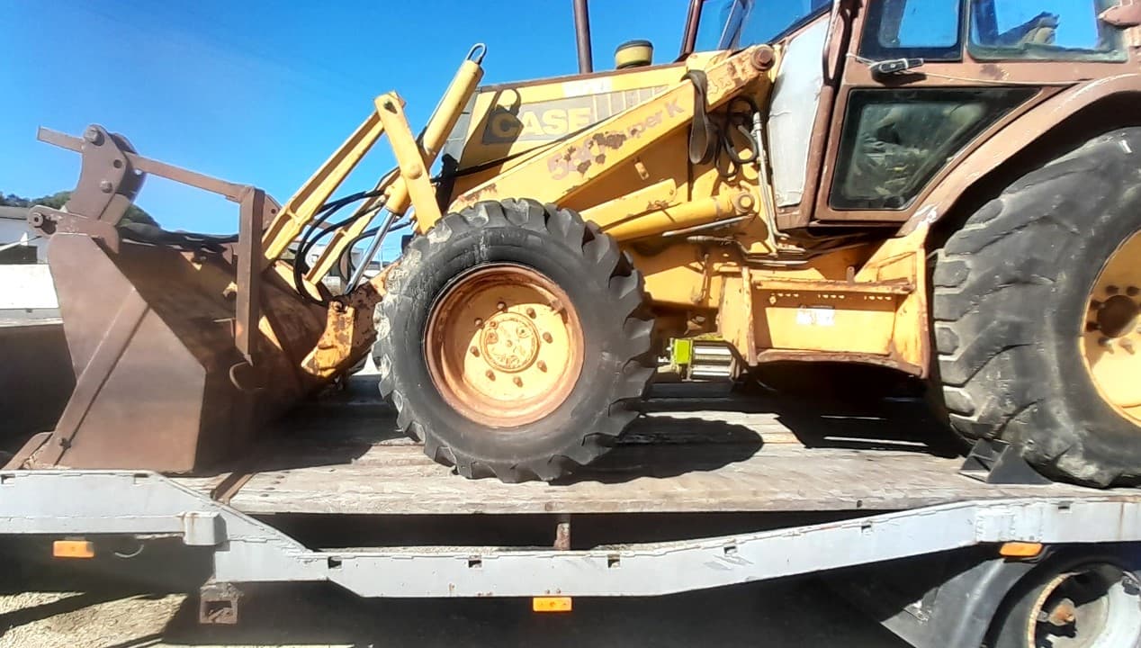 Retroescavadora Case 580 Super 4/4 — imagem 5