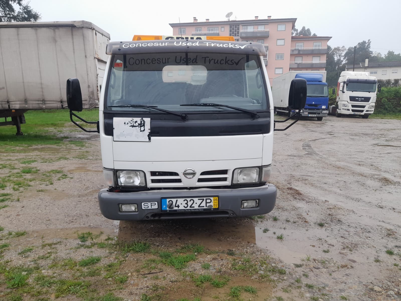 Nissan Cabstar 3.0 · Ano 2005 — imagen 3