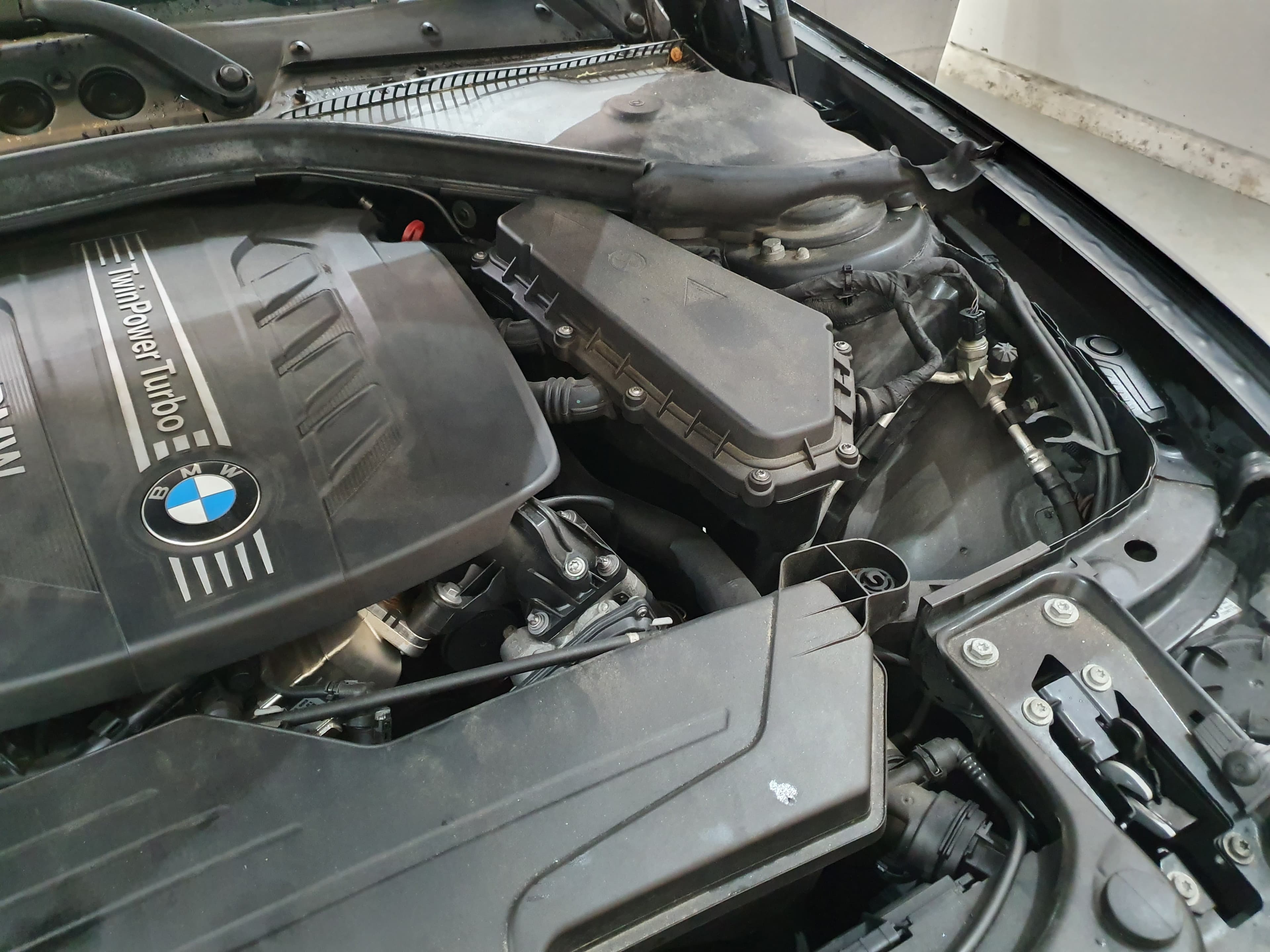 BMW 116D · Ano 2014 — imagen 9