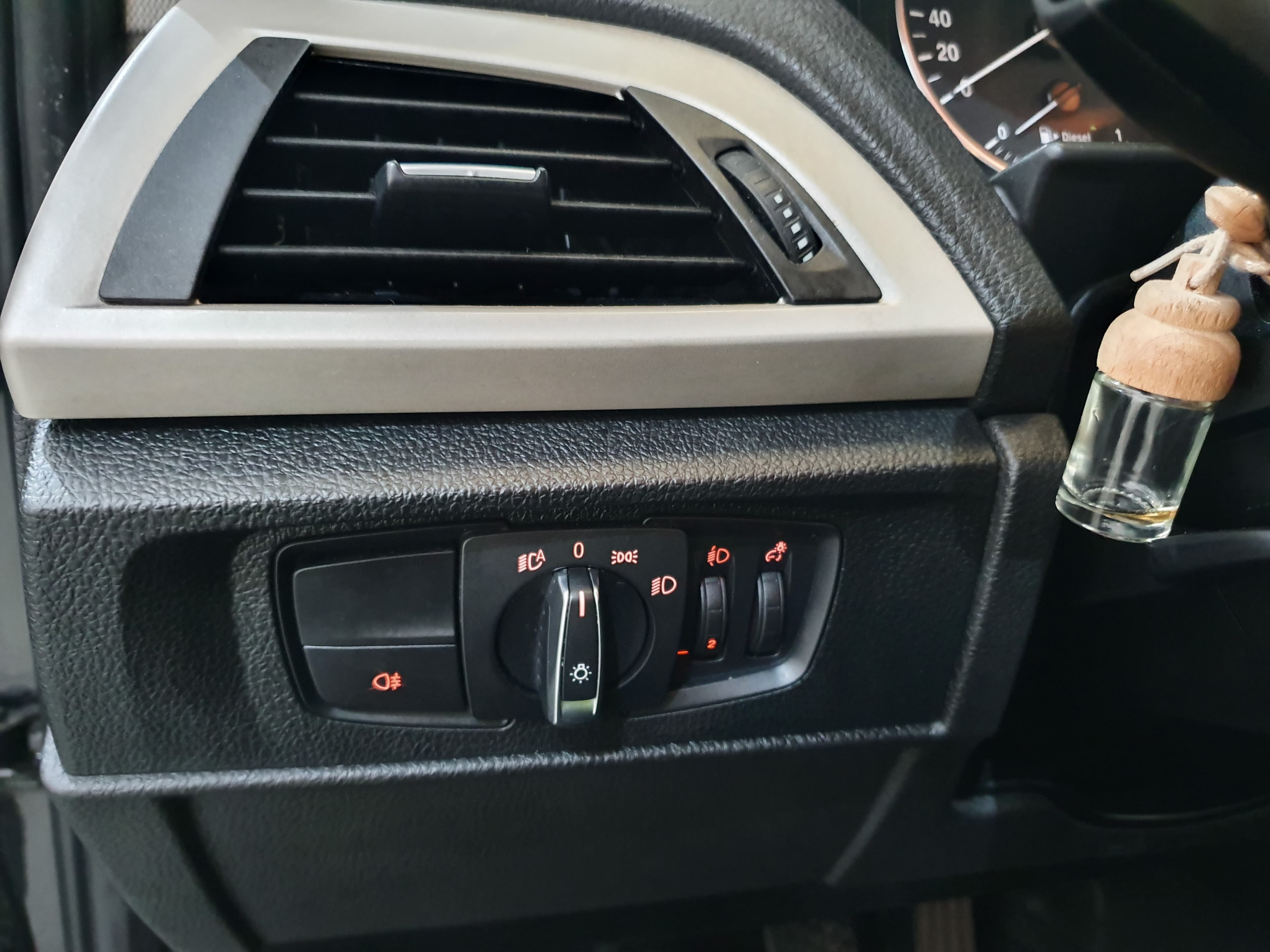 BMW 116D · Ano 2014 — imagen 45