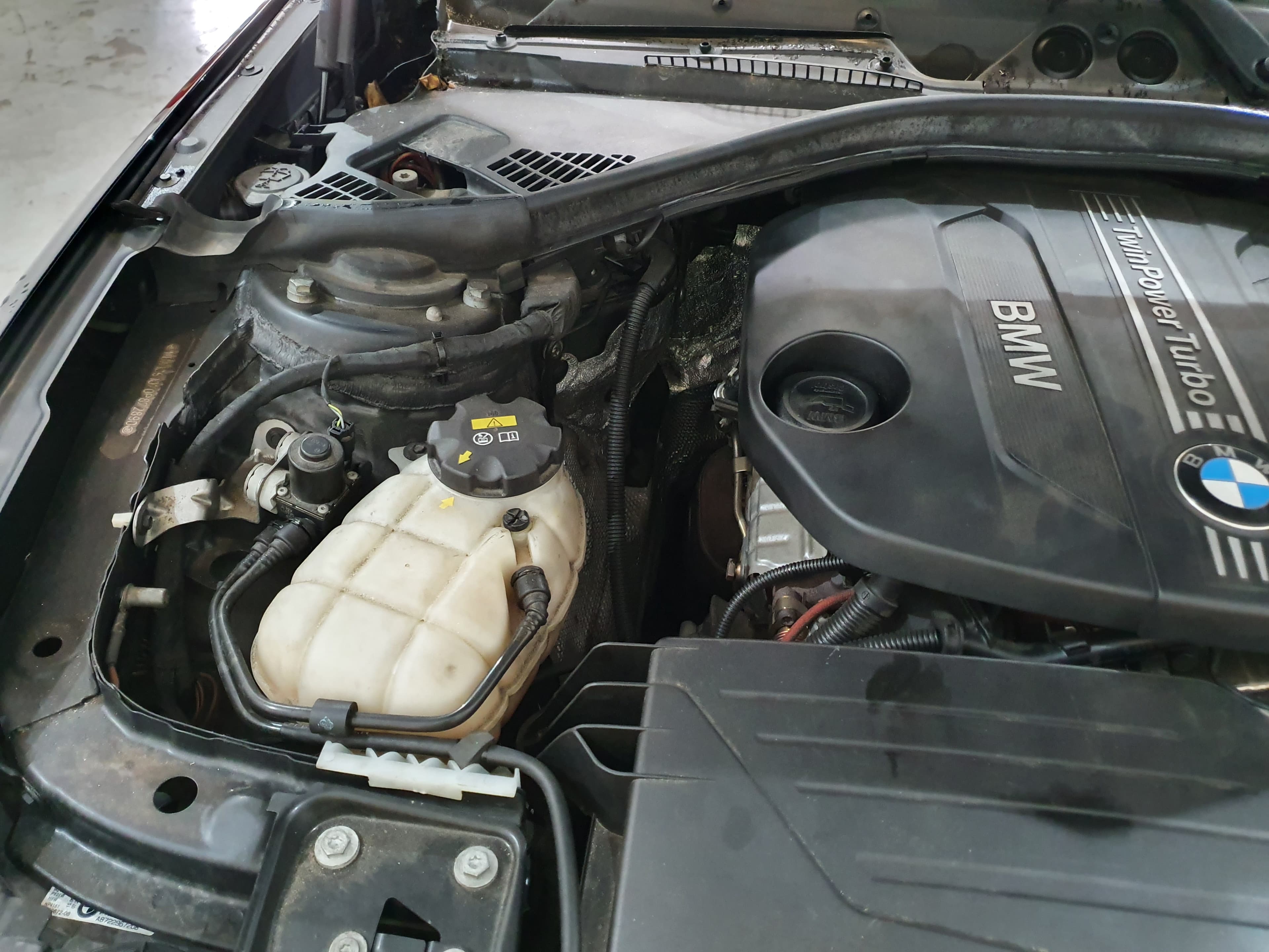 BMW 116D · Ano 2014 — imagen 11