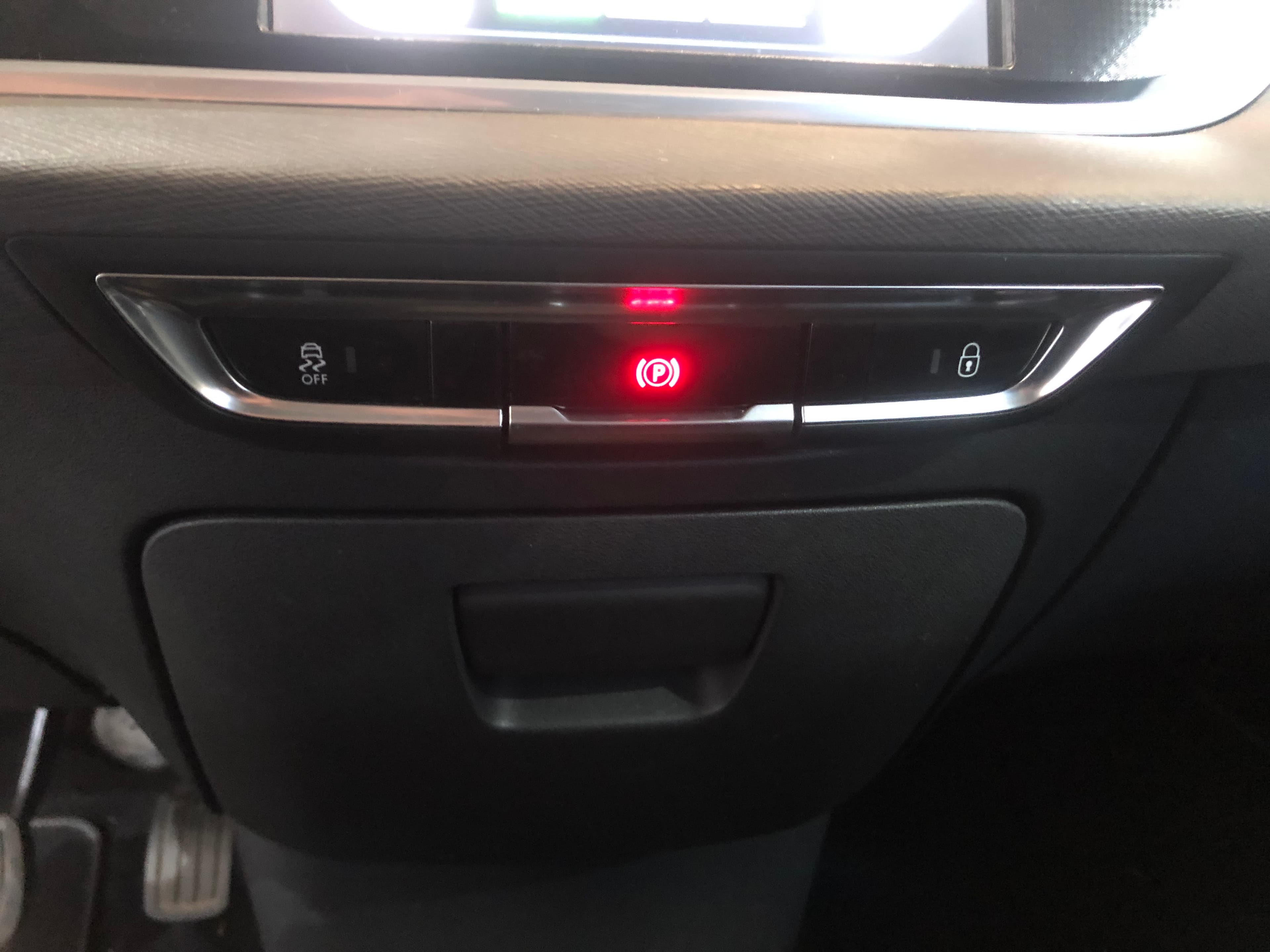 Citroën C4 · Ano 2014 — imagem 37