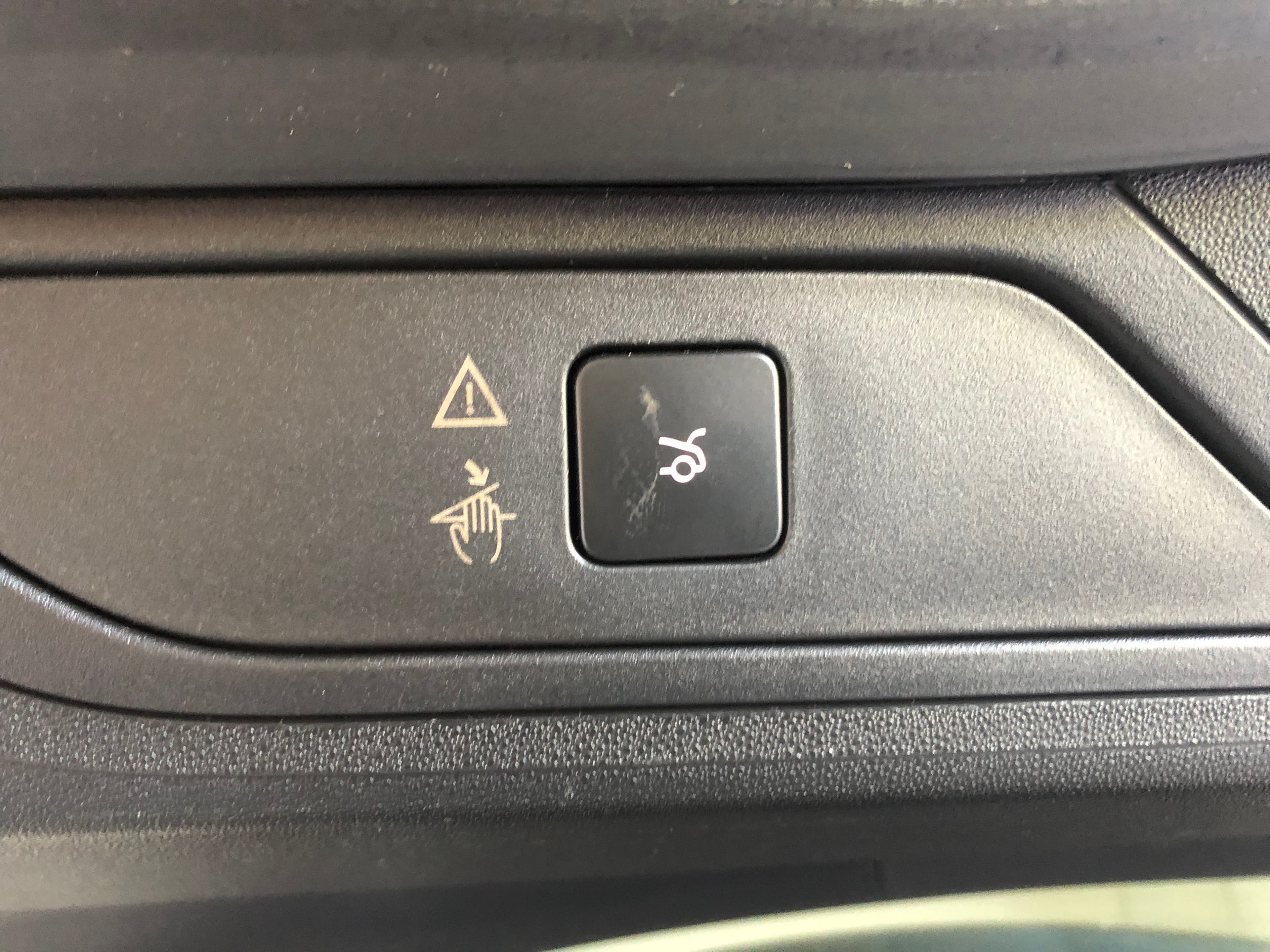 Citroën C4 · Ano 2014 — imagem 5