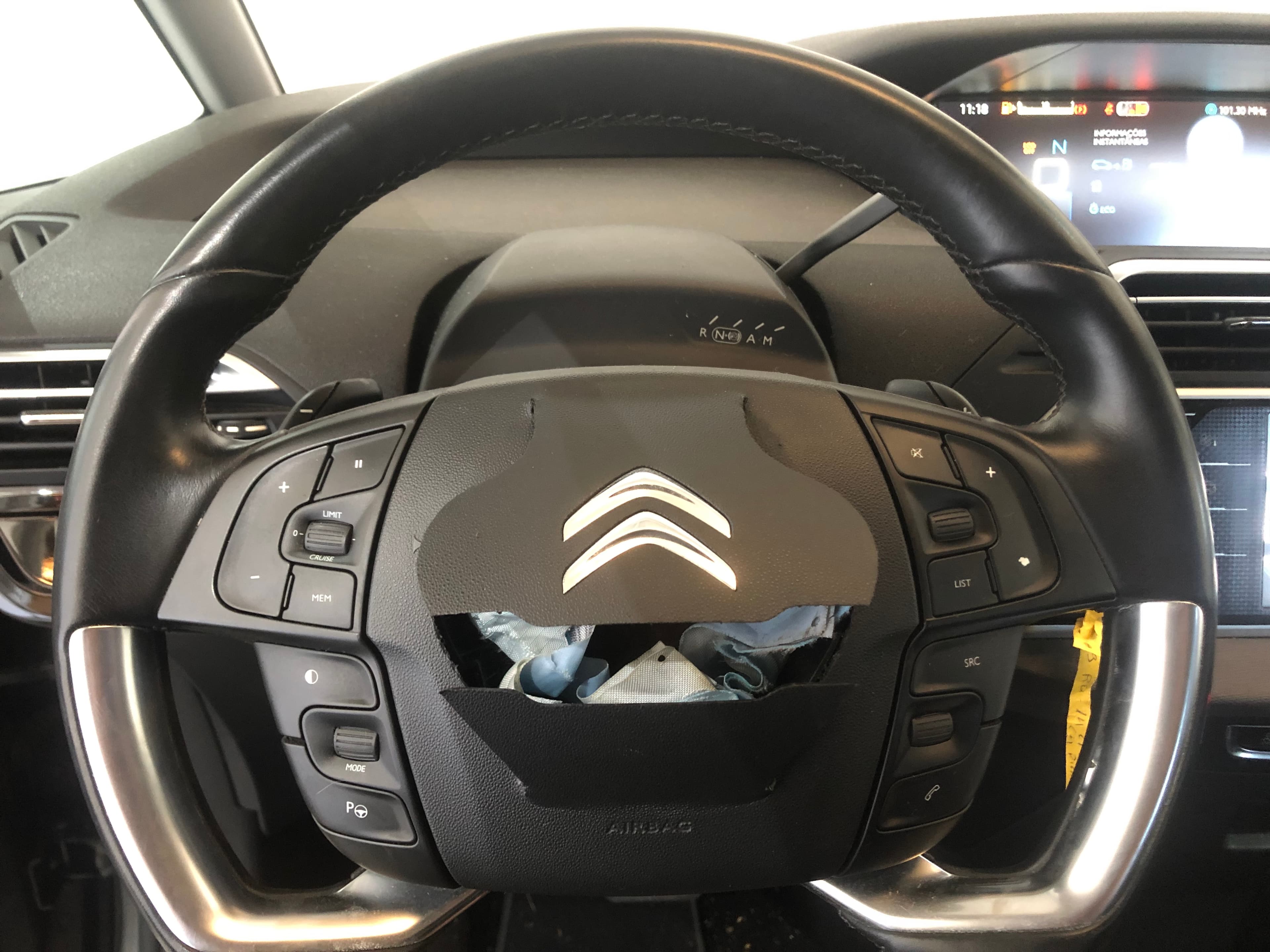 Citroën C4 · Ano 2014 — imagem 40