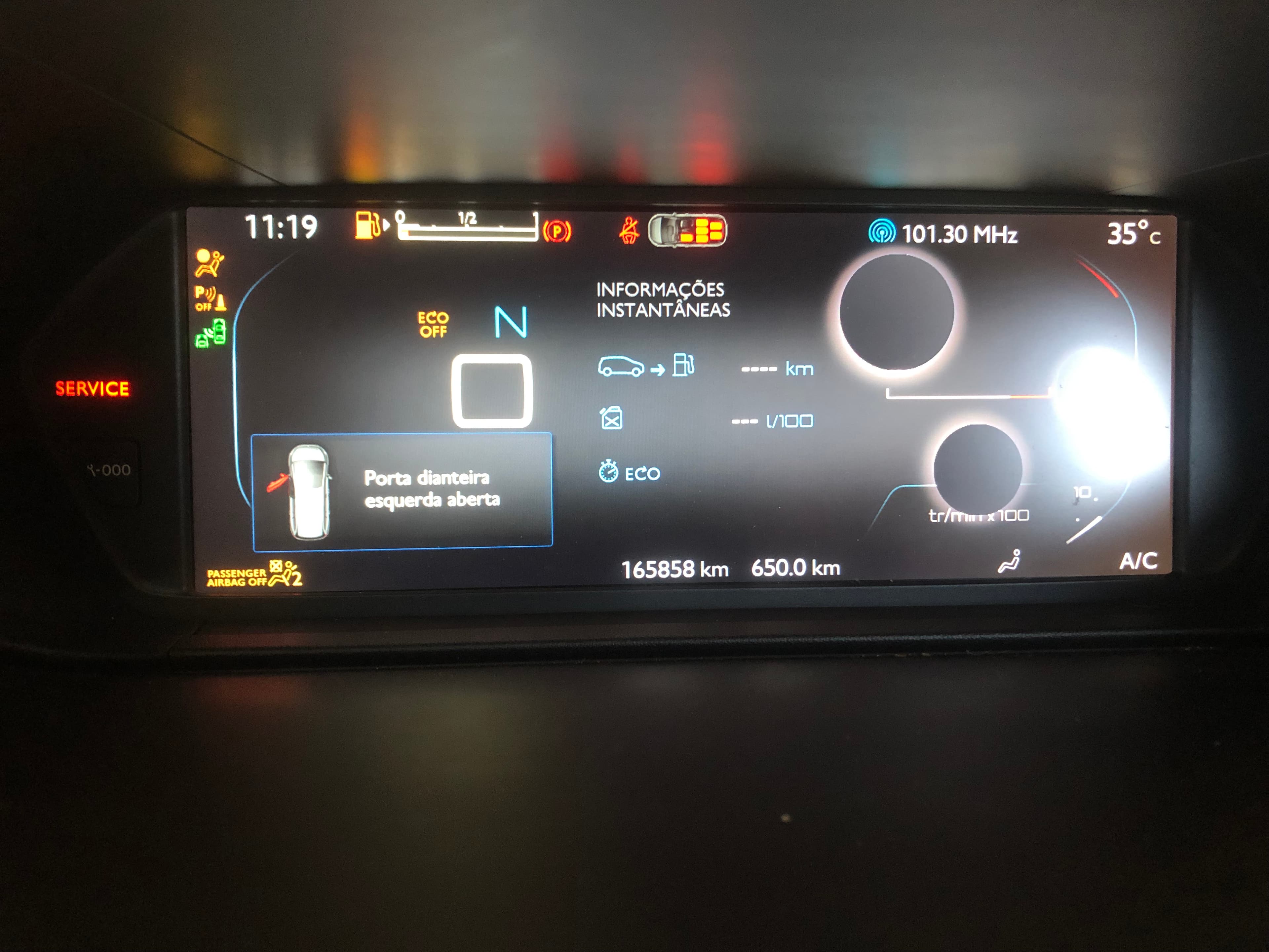 Citroën C4 · Ano 2014 — imagem 49