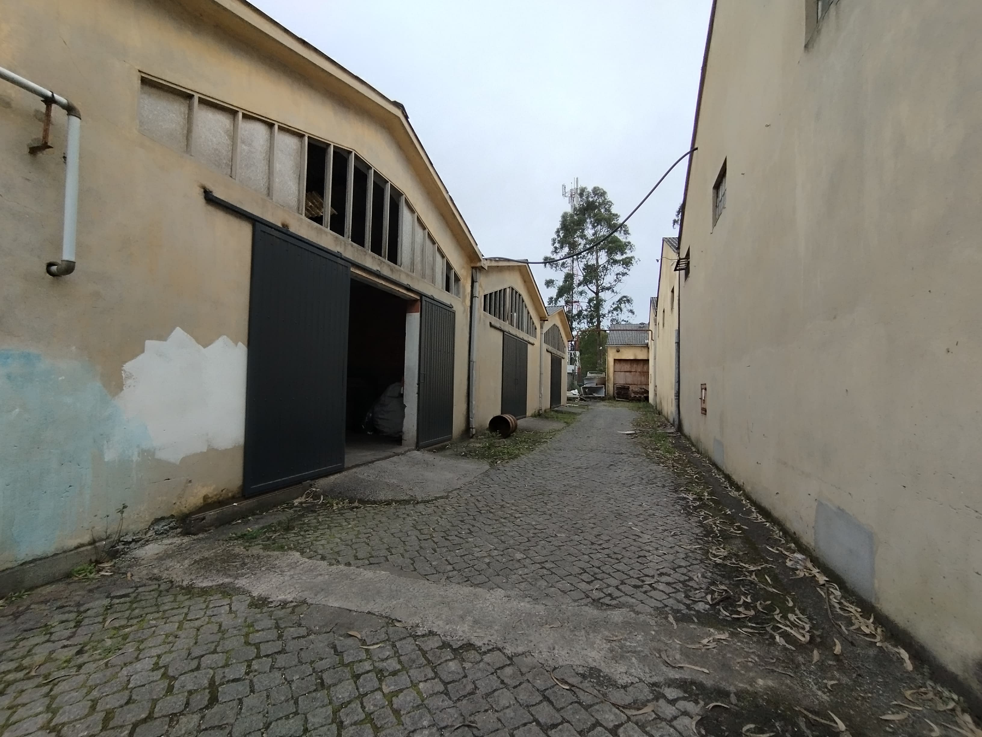 Armazém · Espinho — imagen 12