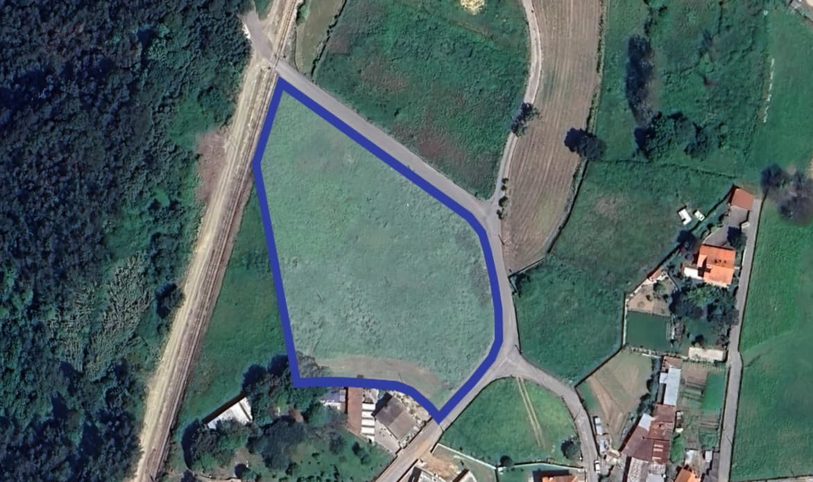 Terreno P/ Construção · Oliveira de Azeméis — imagem 3