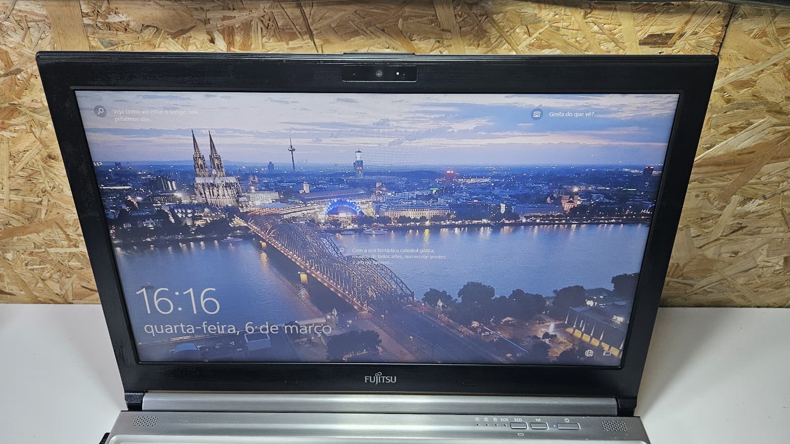 Portátil Fujitsu H770 — imagen 7
