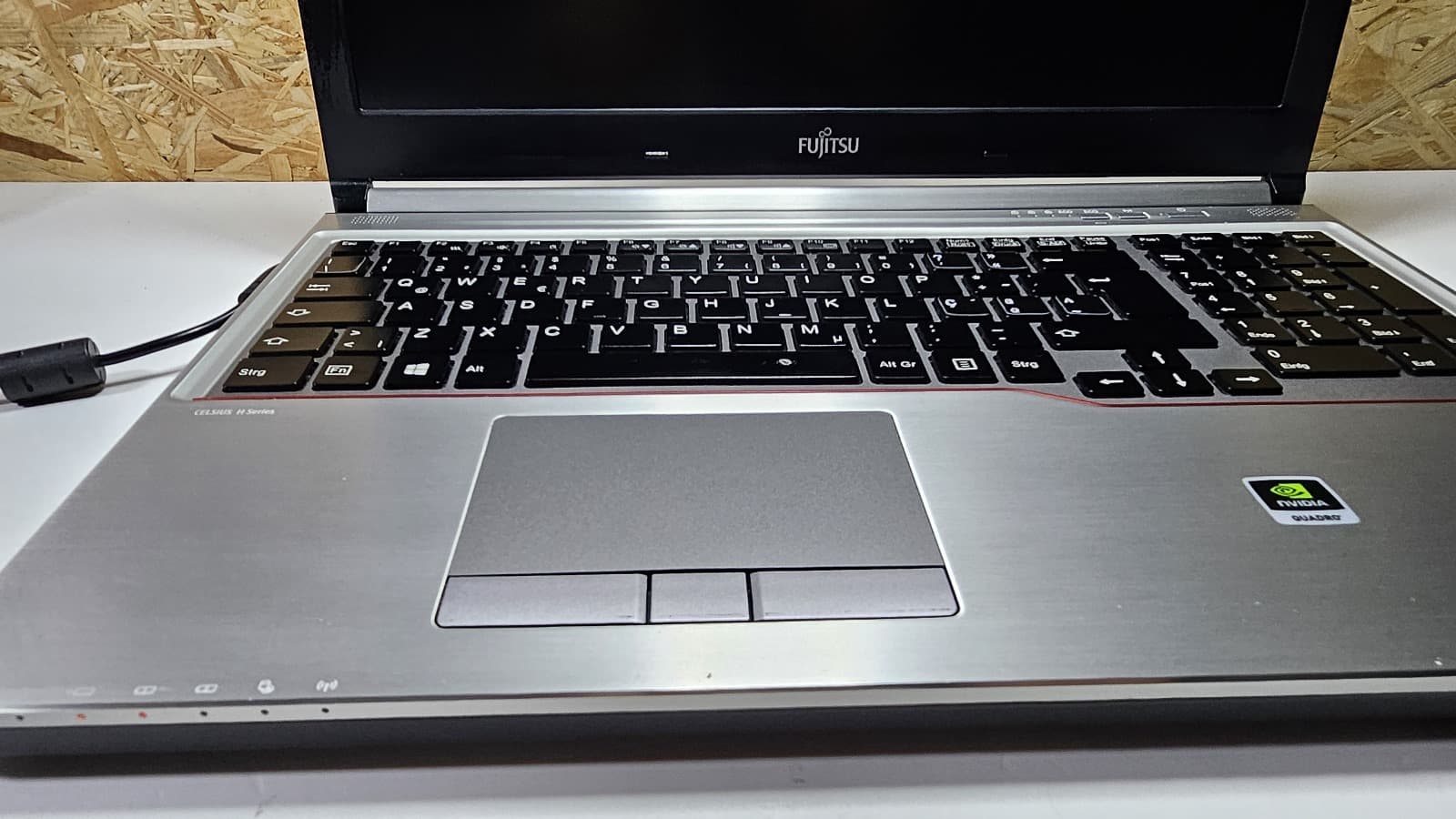 Portátil Fujitsu H770 — imagem 9