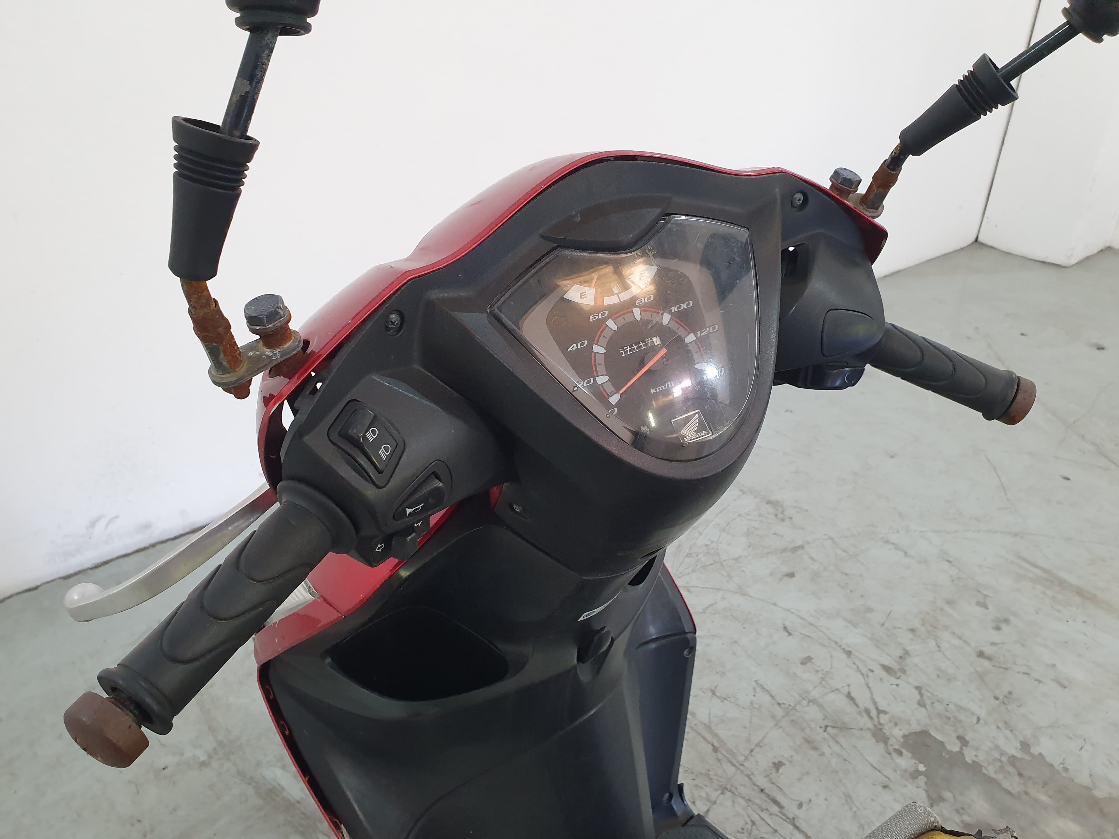 Honda Vision NSC 110 · Ano 2013 — imagen 11
