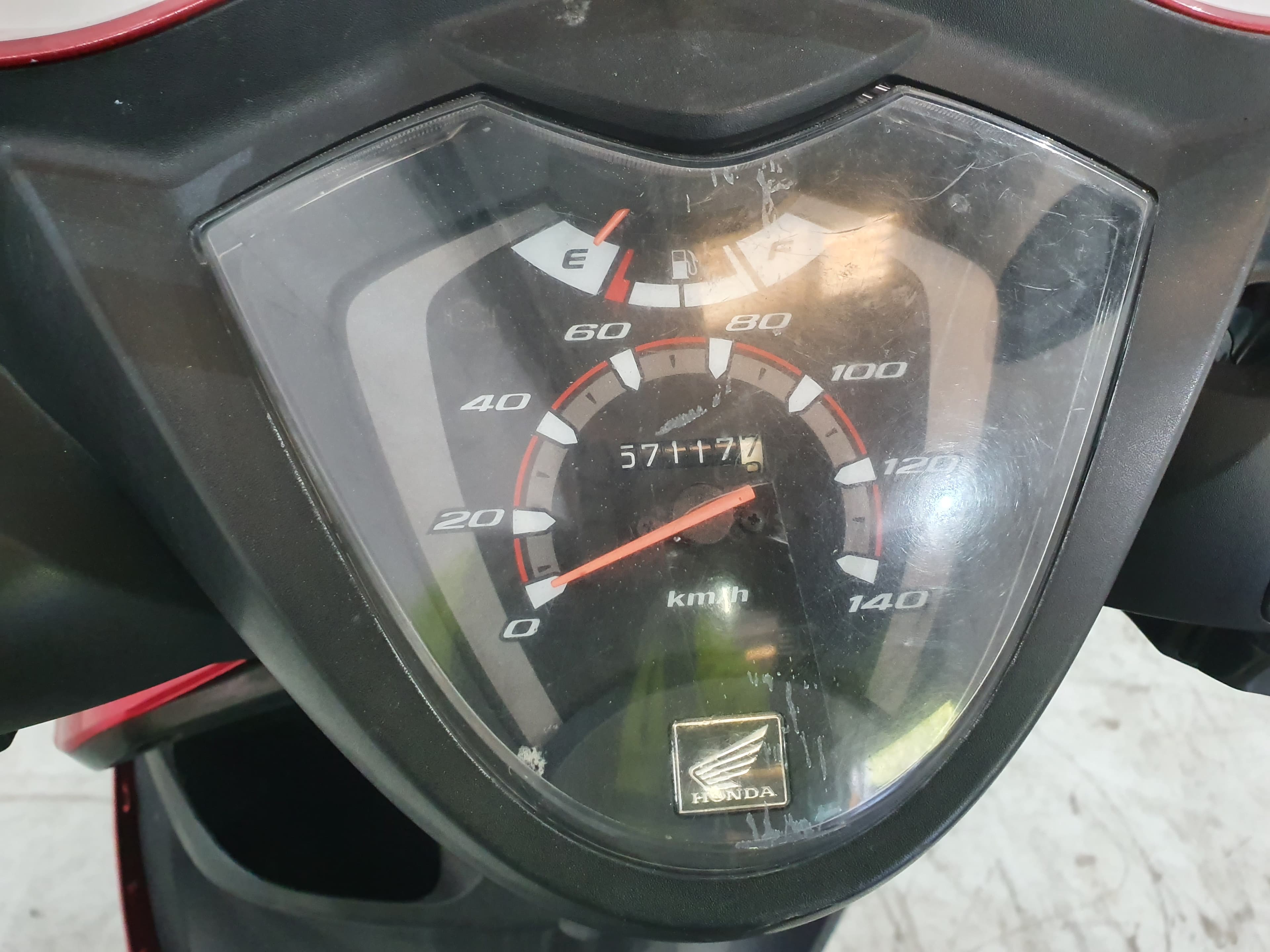 Honda Vision NSC 110 · Ano 2013 — imagen 9