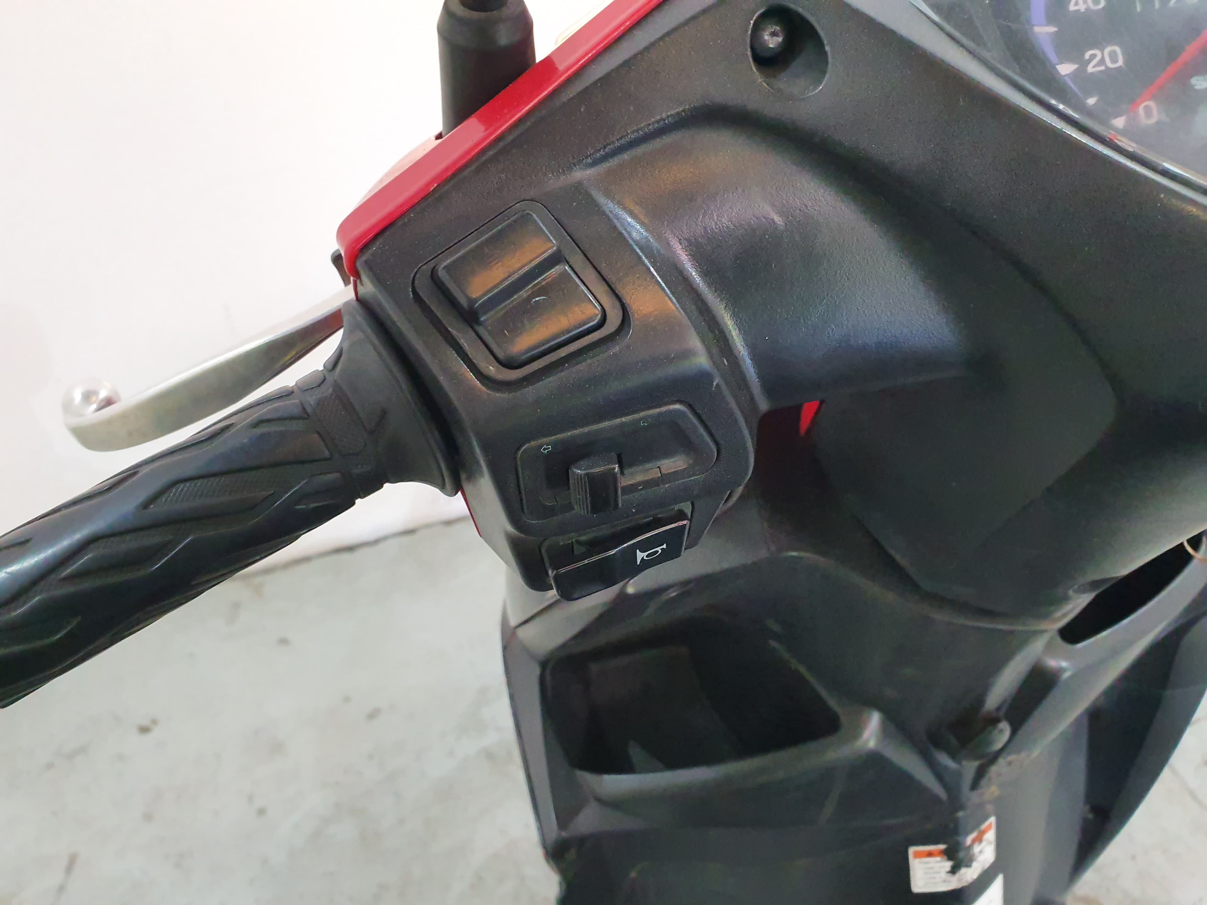 Suzuki UK 110 Address · Ano 2016 — imagem 11