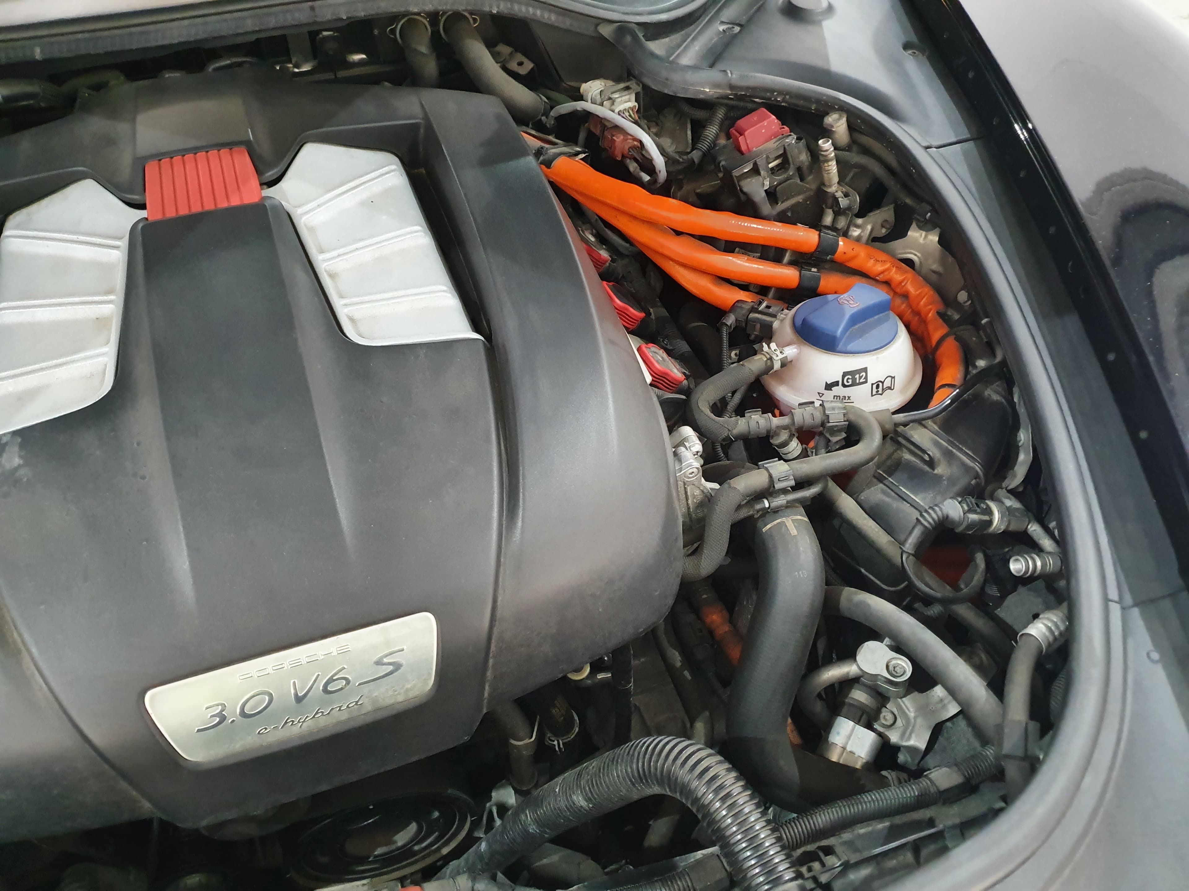 Porsche Panamera 3.0E-Hybrid · Ano 2014 — image 15