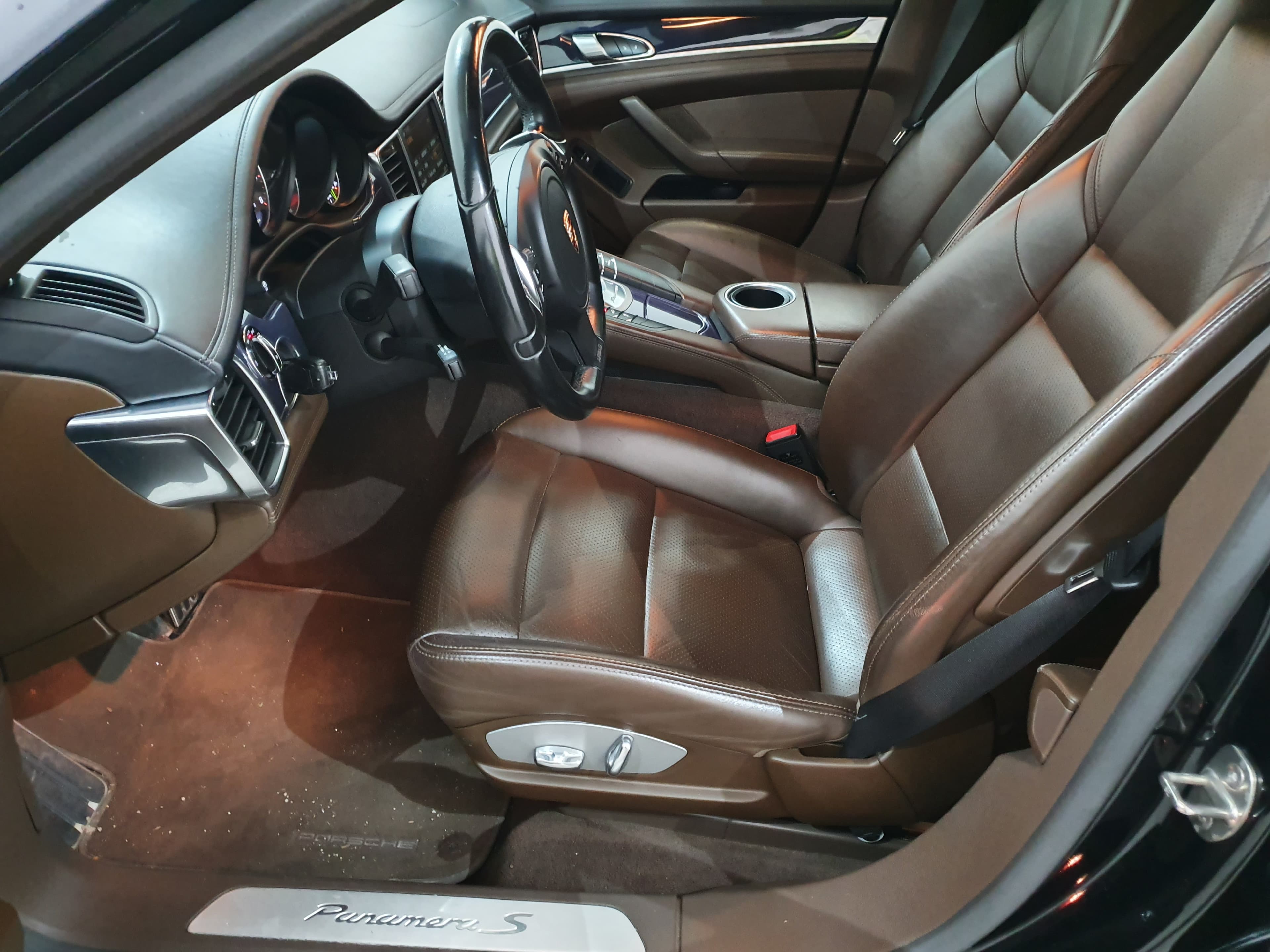 Porsche Panamera 3.0E-Hybrid · Ano 2014 — image 24