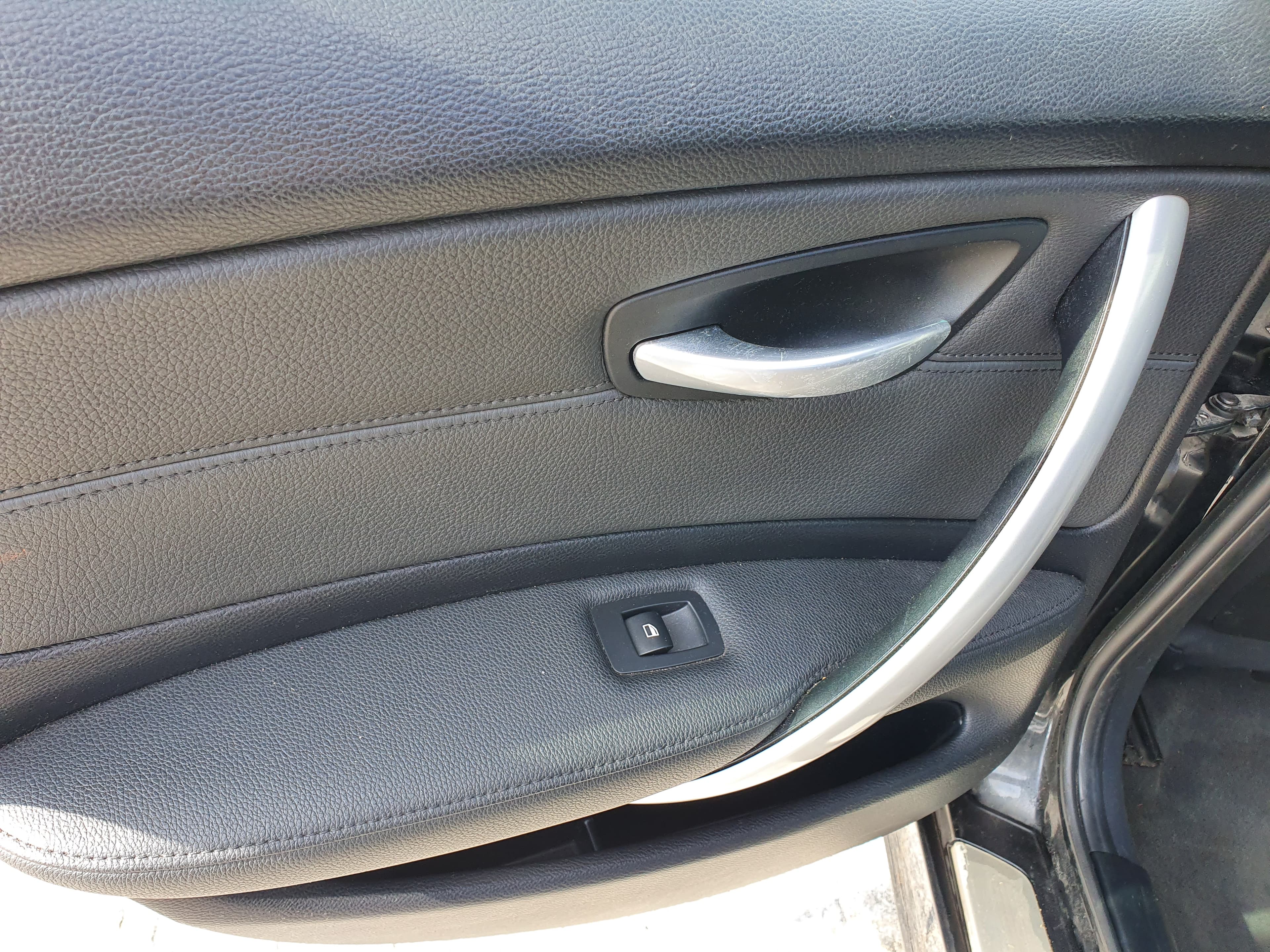 BMW 118D · Ano 2008 — imagen 26