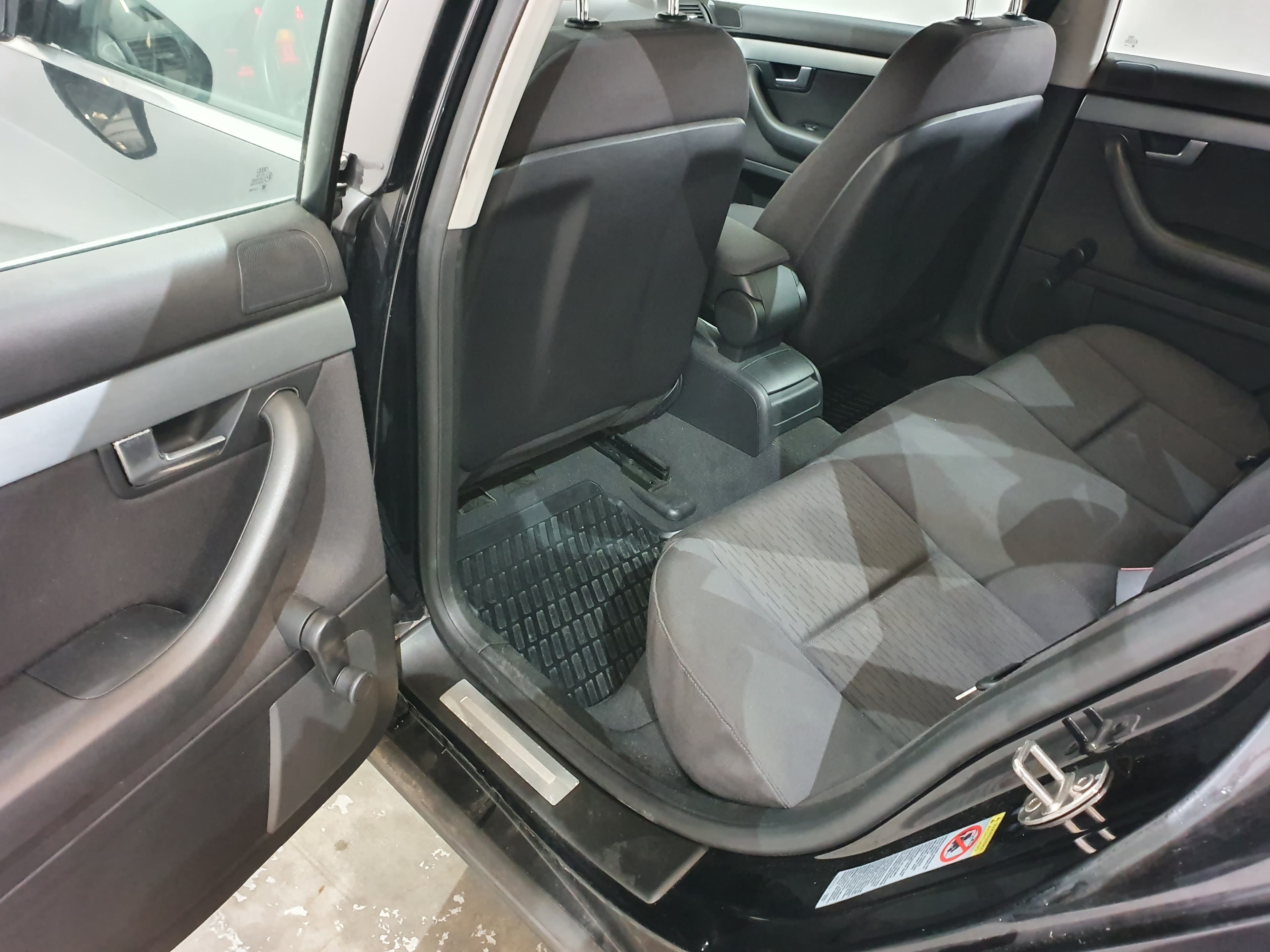 Audi A4 · Ano 2004 — imagen 25