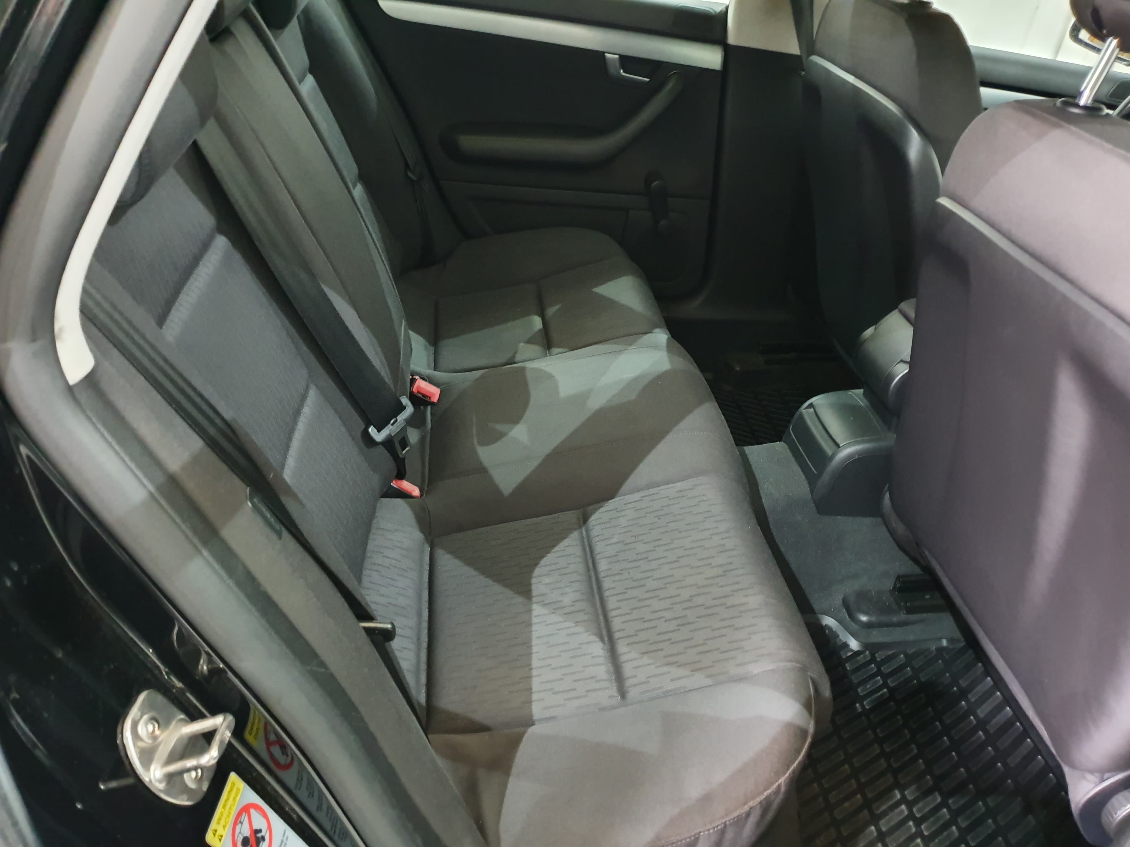 Audi A4 · Ano 2004 — imagen 21