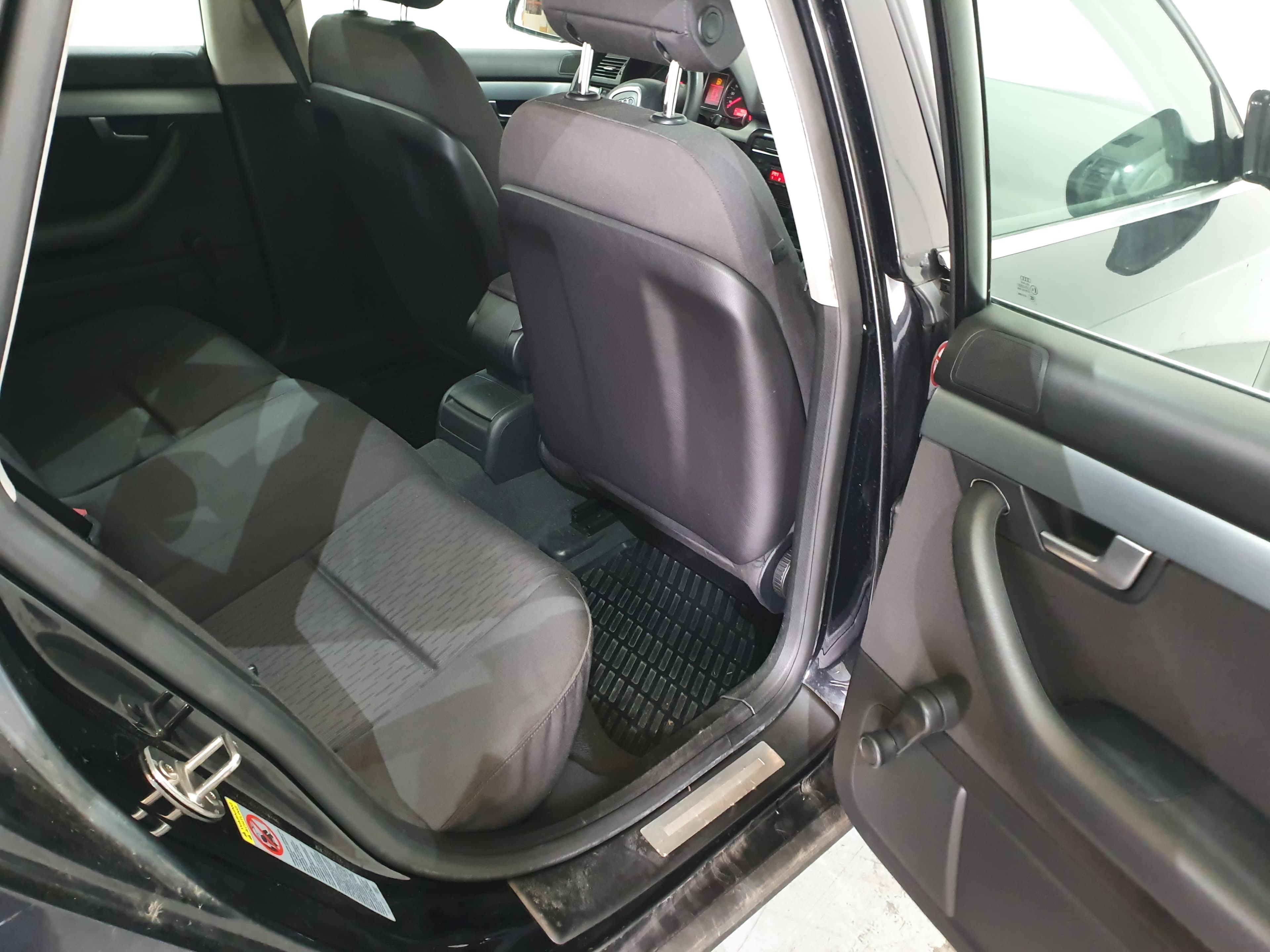Audi A4 · Ano 2004 — imagen 19