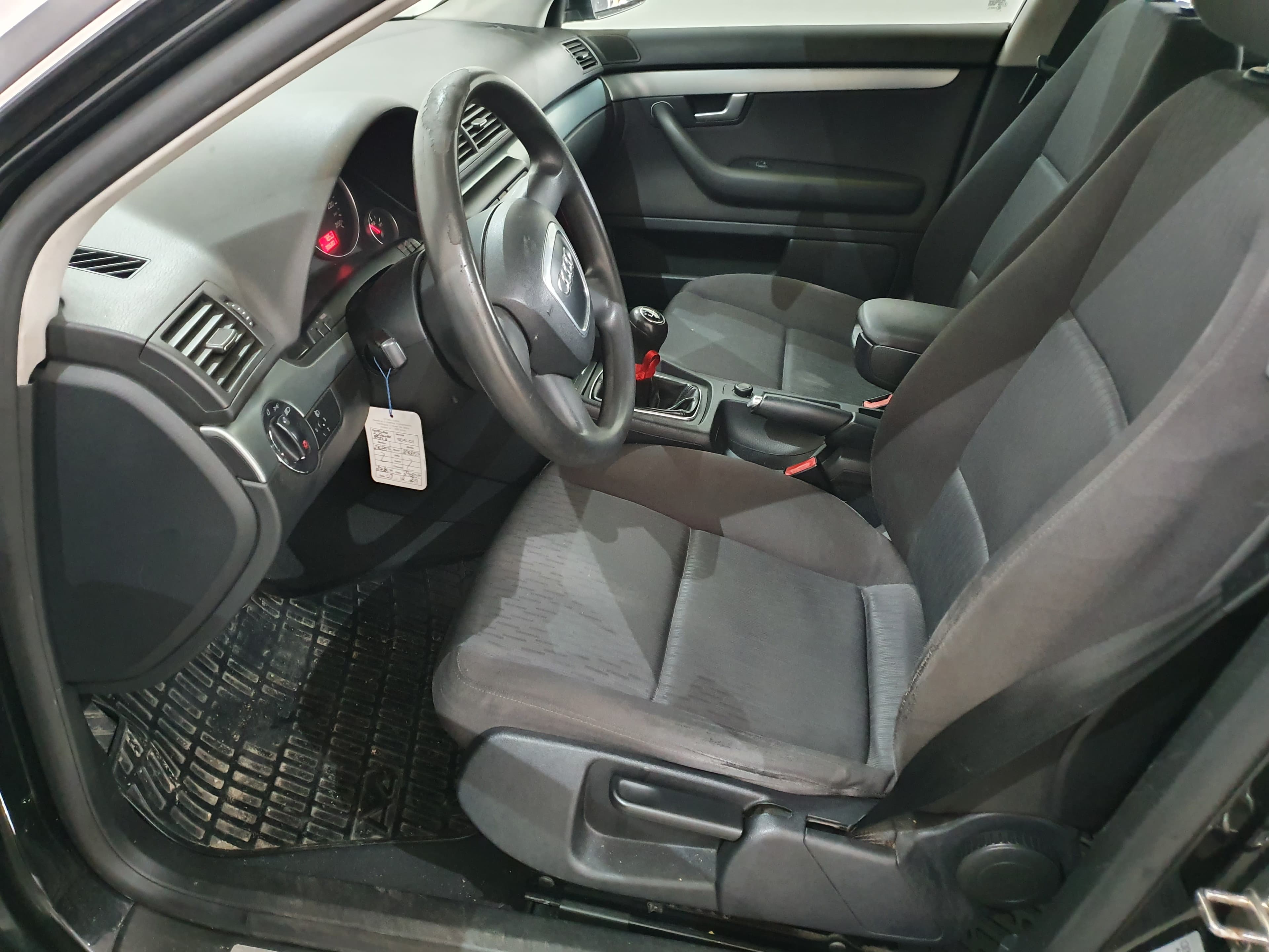 Audi A4 · Ano 2004 — imagen 28