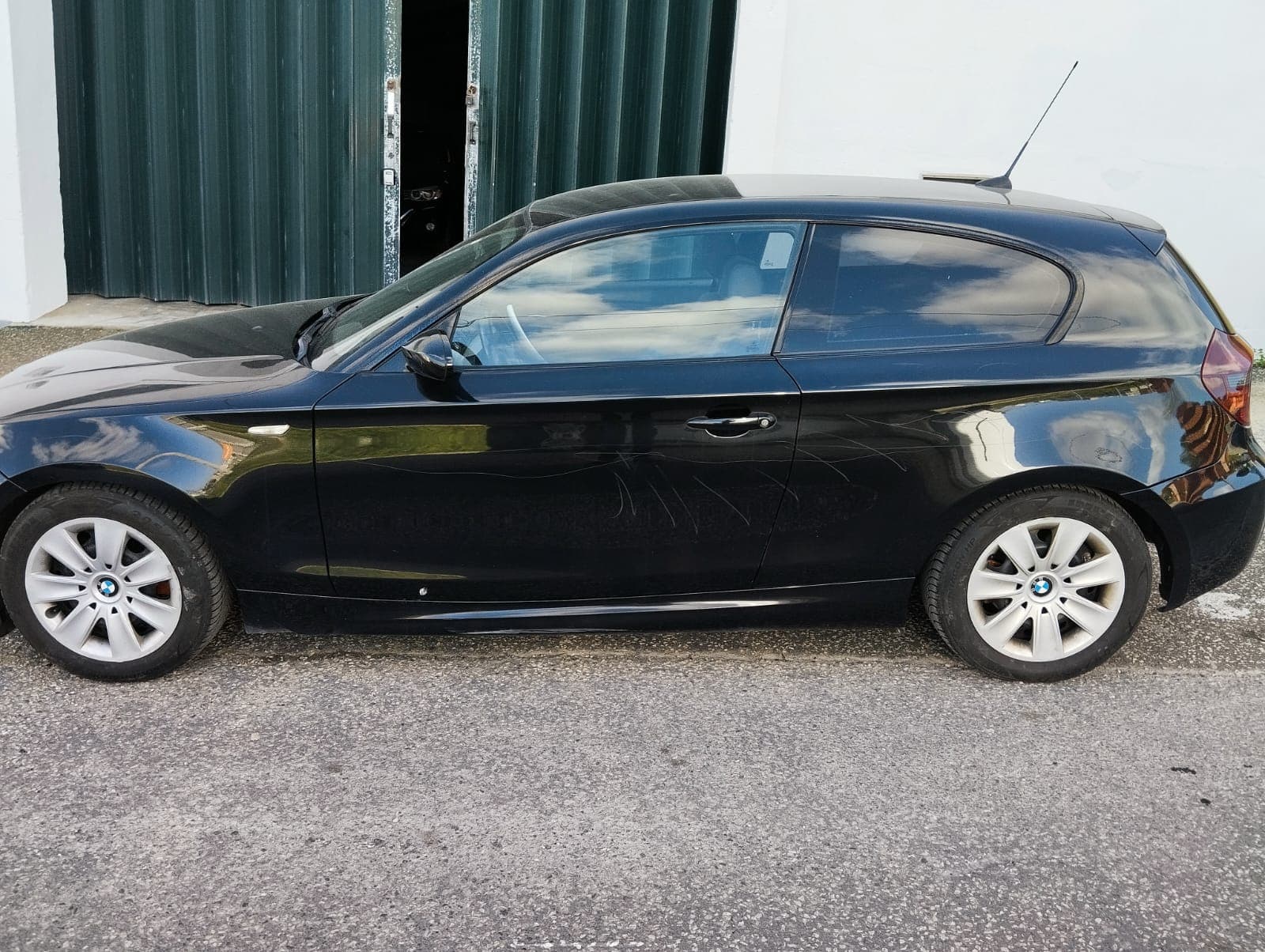BMW 116D · Ano 2008 — imagem 5