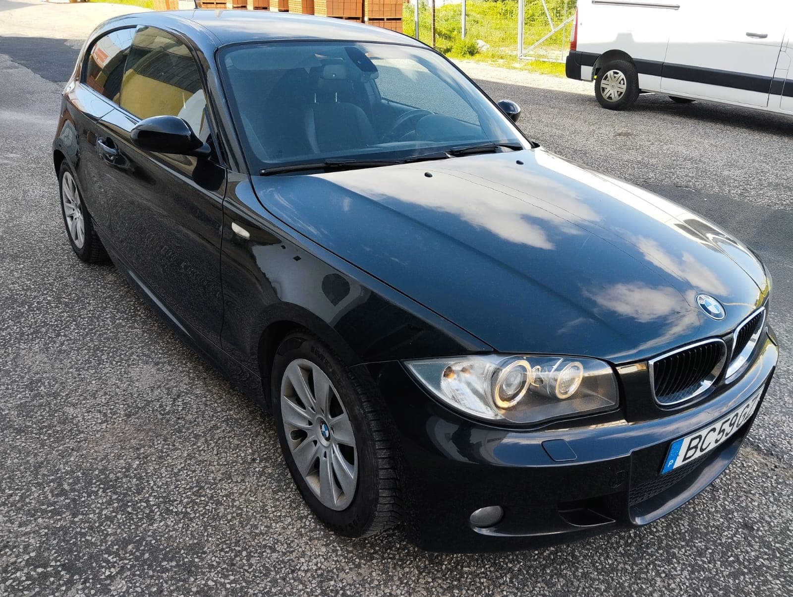 BMW 116D · Ano 2008 — imagem 1
