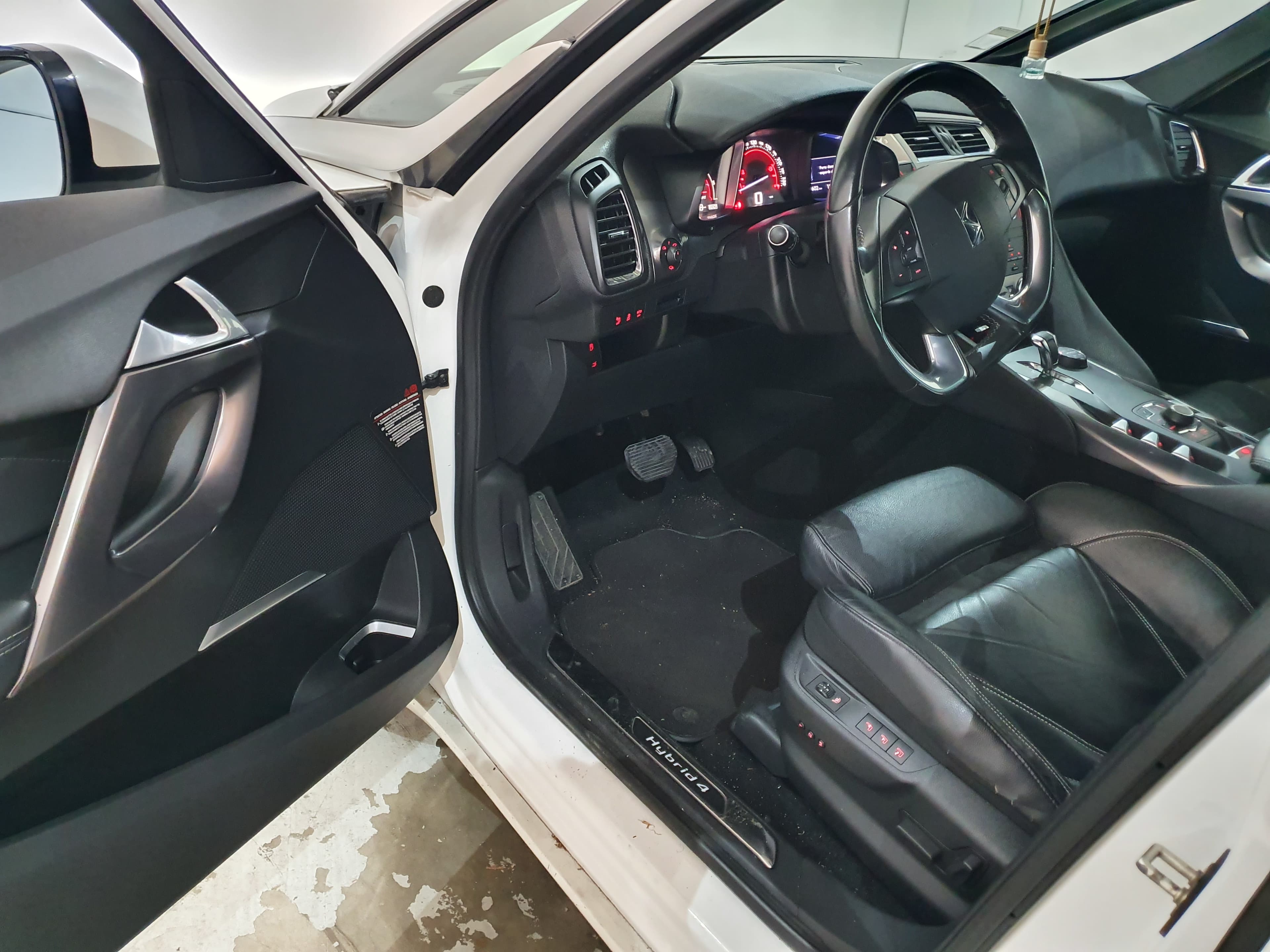 Citroën DS 5 · Ano 2012 — imagem 27