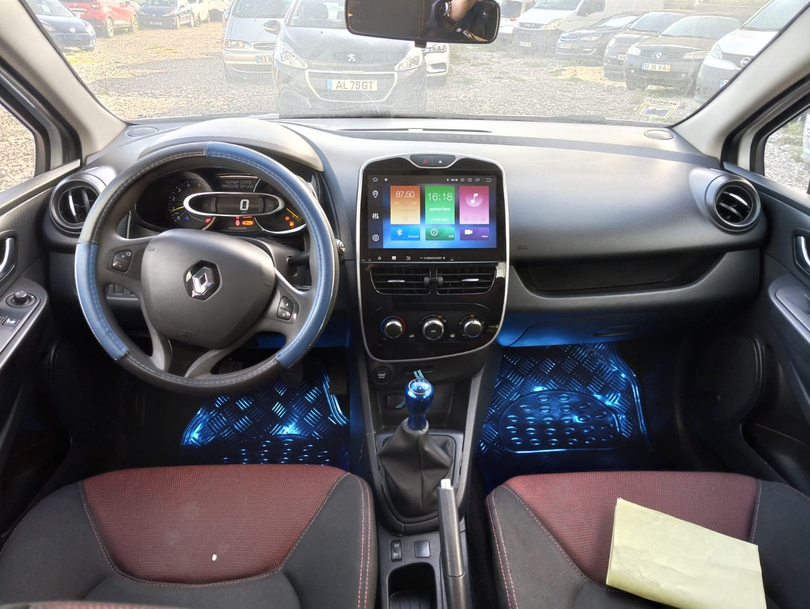 Renault Clio DCI · Ano 2015 — imagem 10