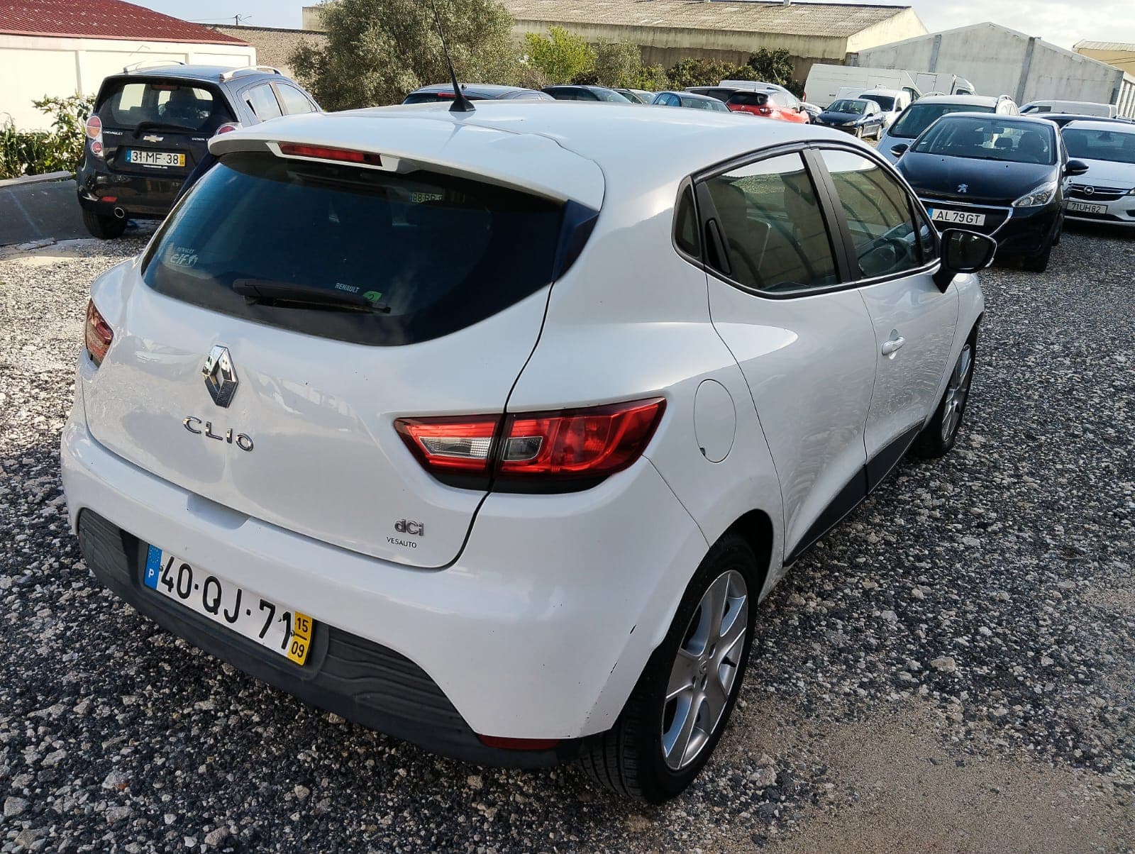 Renault Clio DCI · Ano 2015 — imagem 6