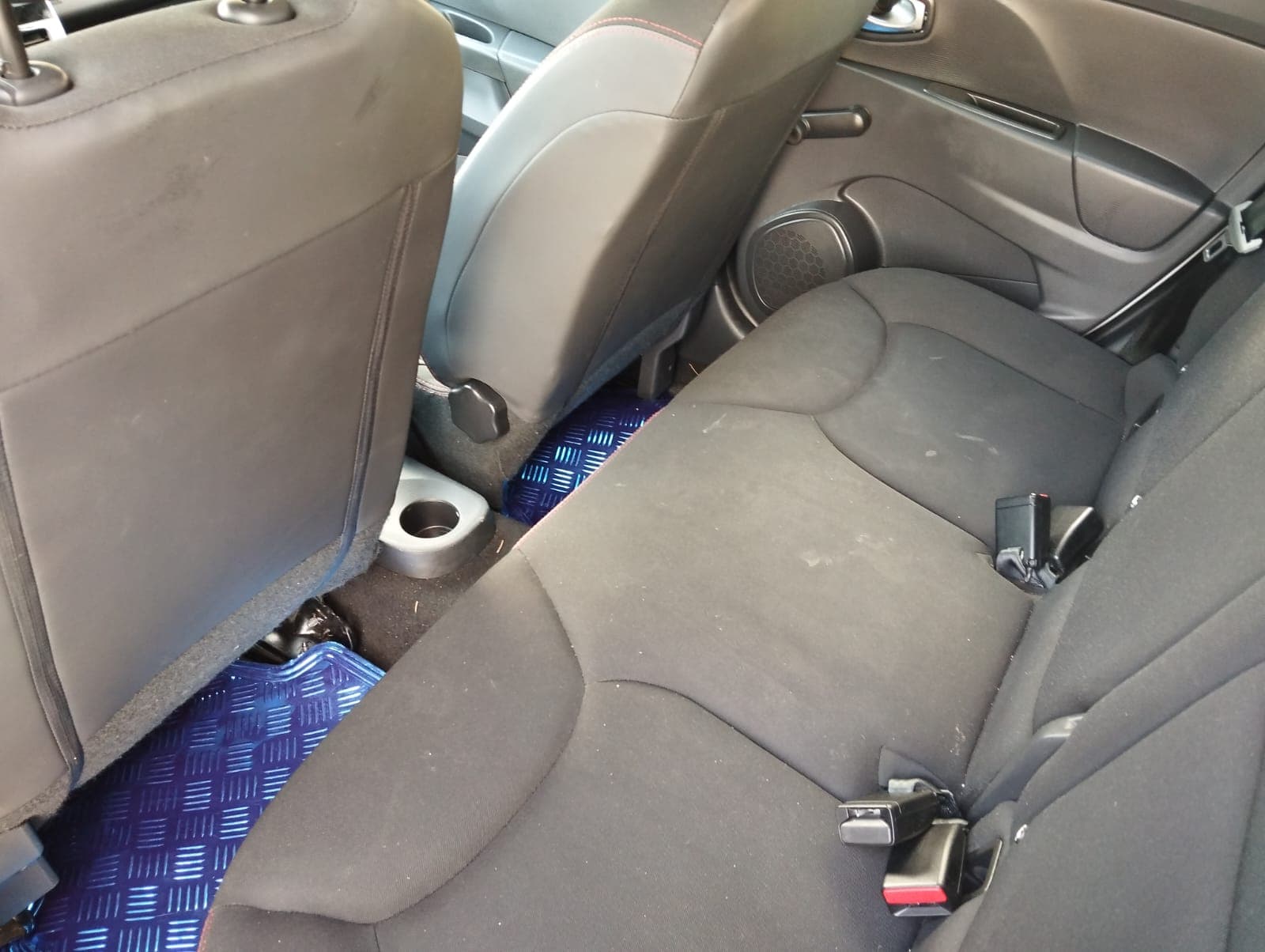 Renault Clio DCI · Ano 2015 — imagem 12