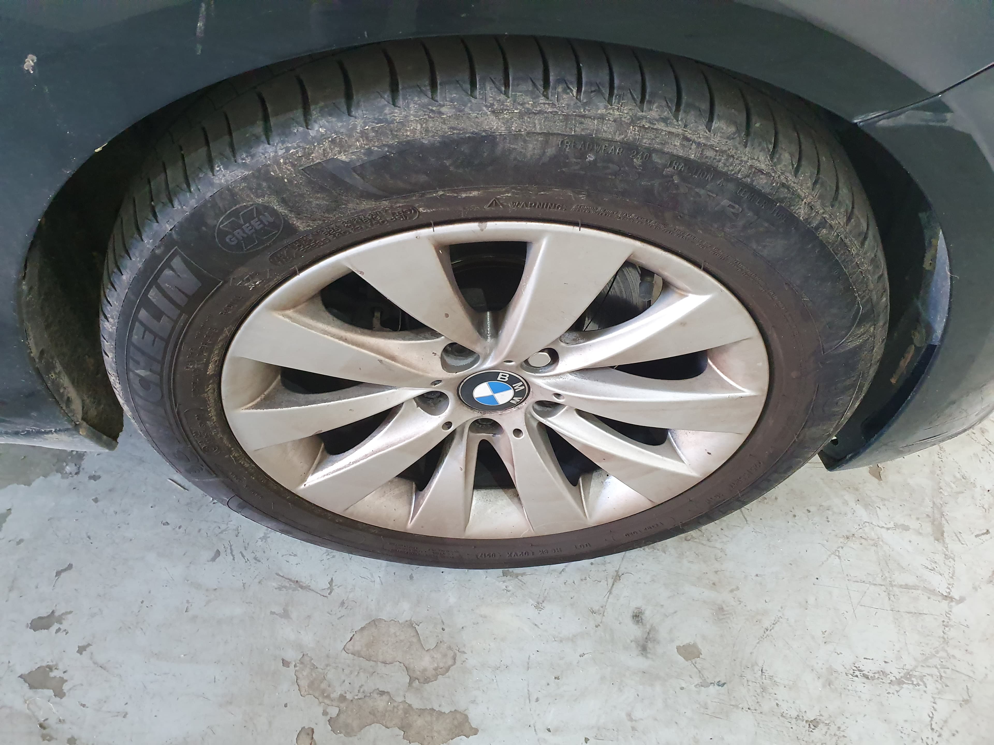 BMW 320D · Ano 2013 — imagem 17