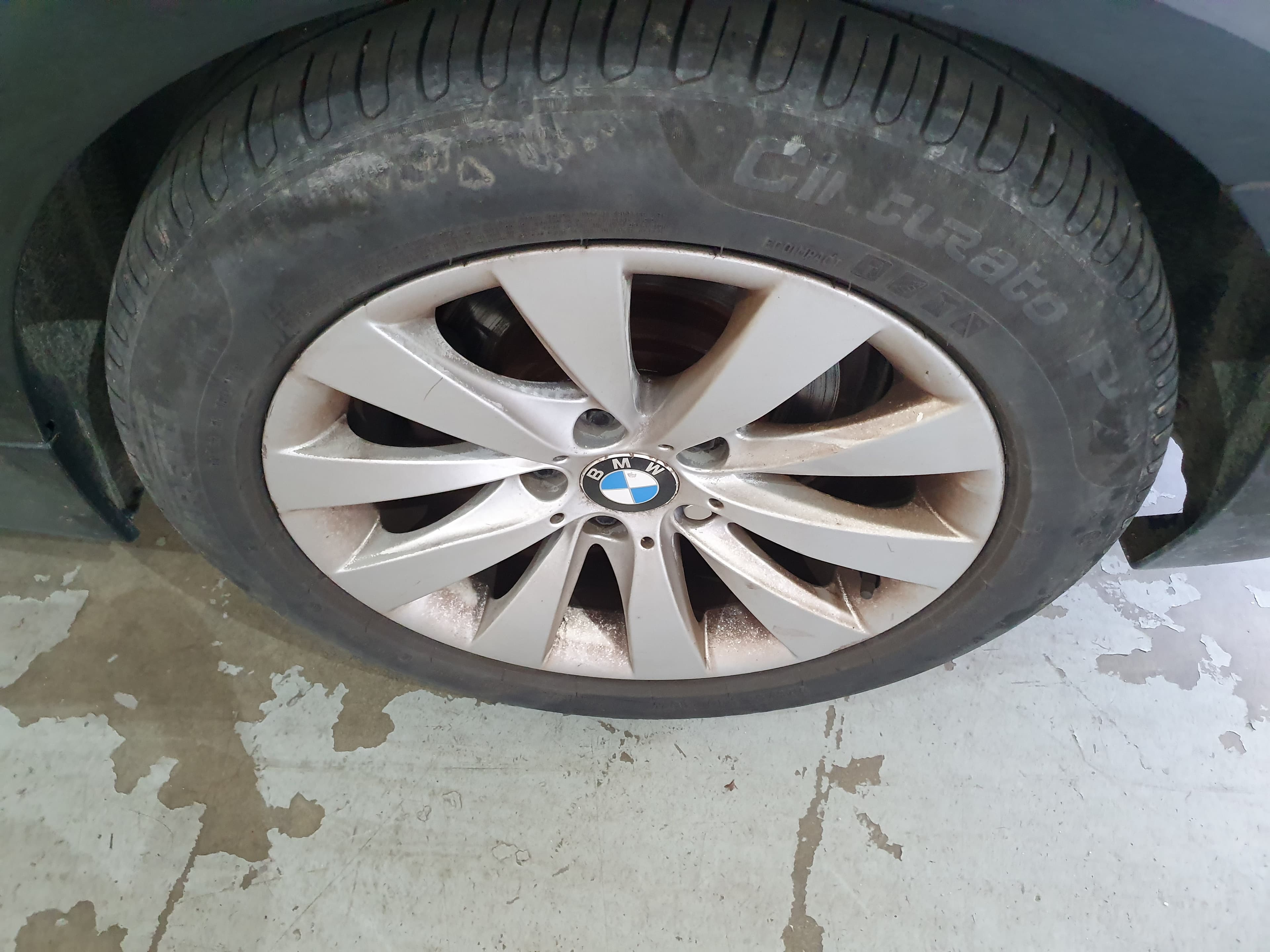 BMW 320D · Ano 2013 — imagem 19