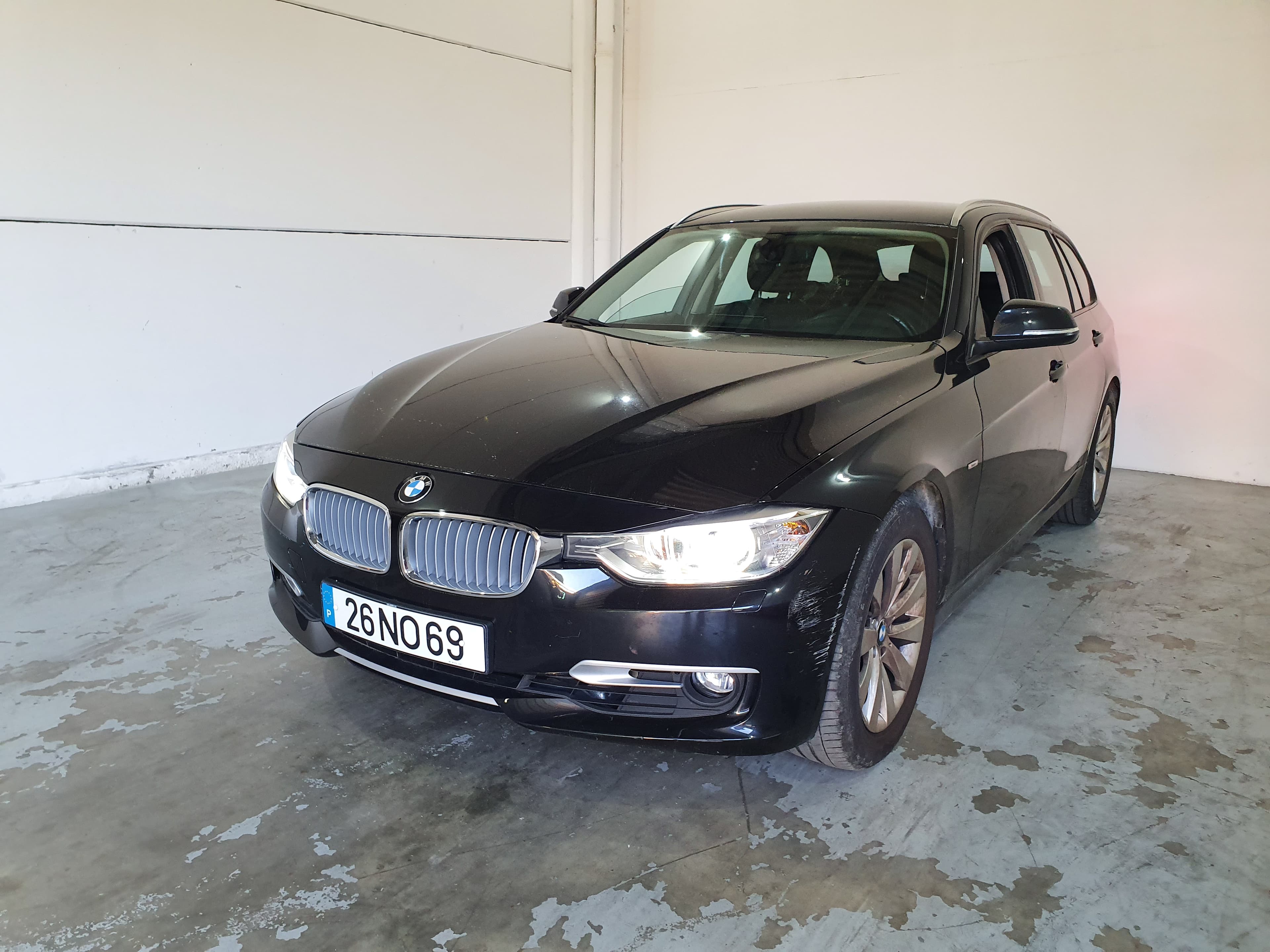 BMW 320D · Ano 2013 — imagem 1