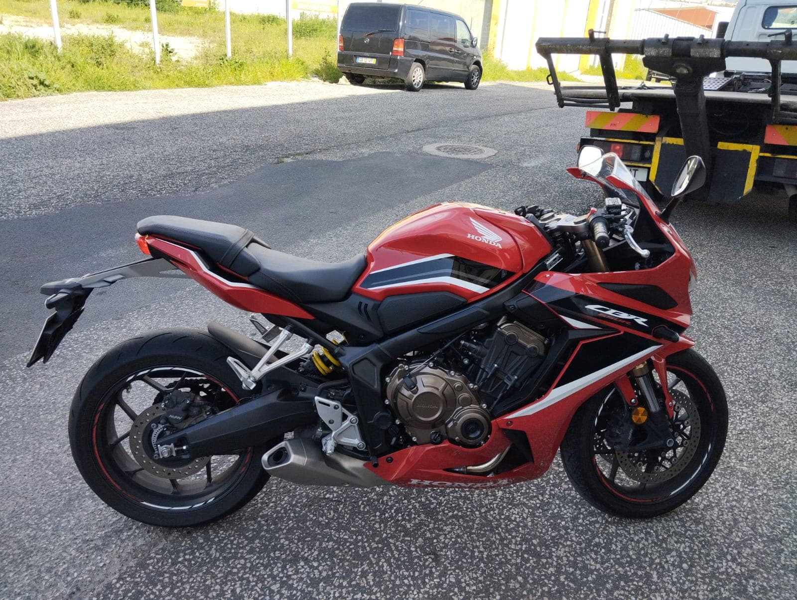 Honda CBR 650R · Ano 2021 — image 9