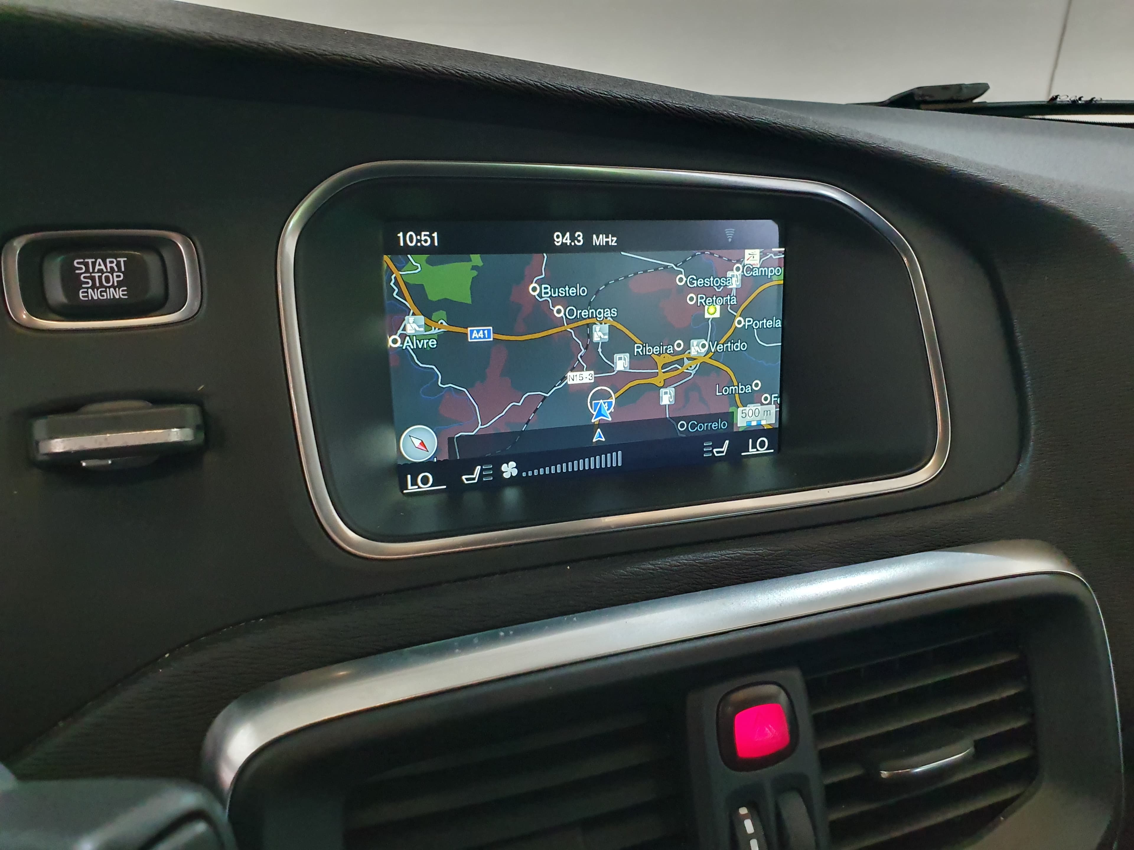 Volvo V40 · Ano 2015 — imagem 32