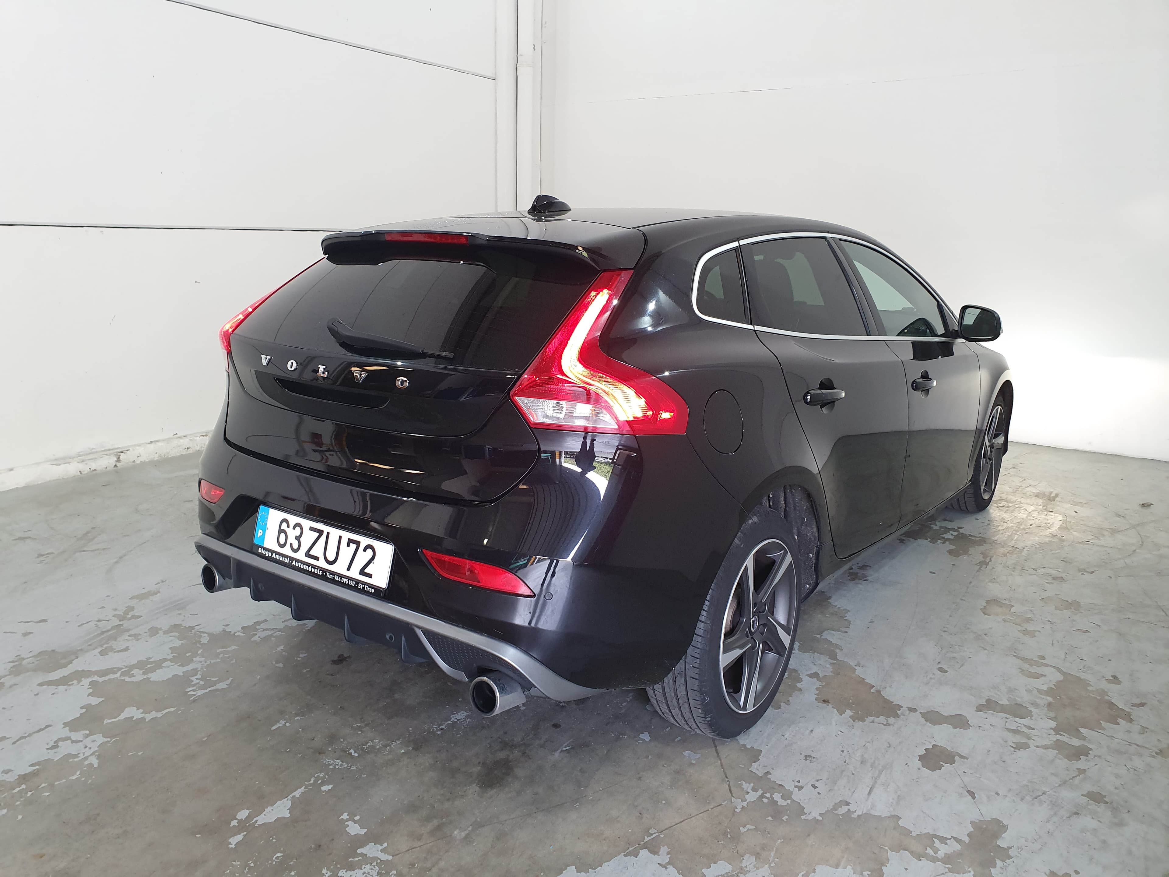 Volvo V40 · Ano 2015 — imagem 6