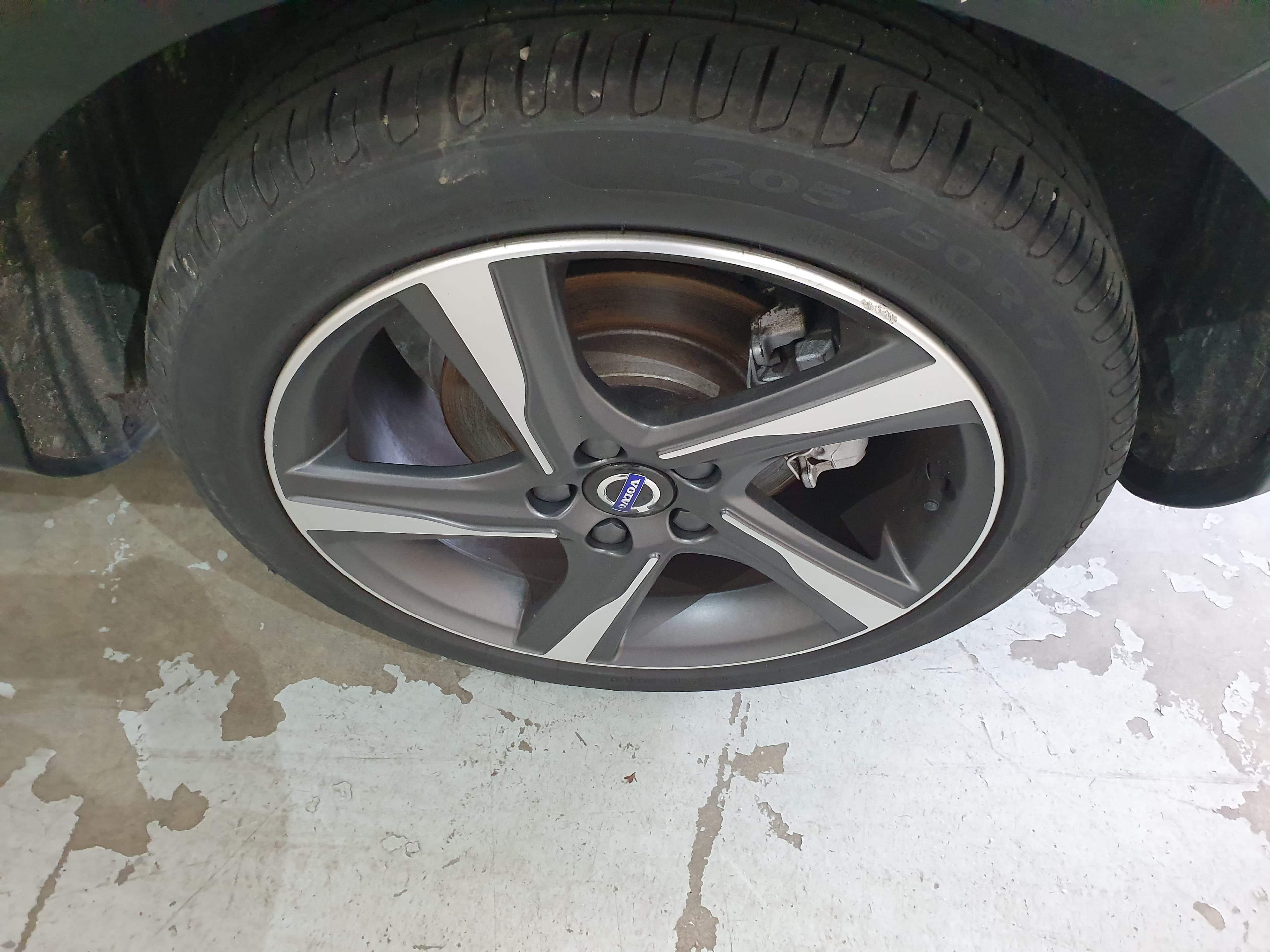 Volvo V40 · Ano 2015 — imagem 18