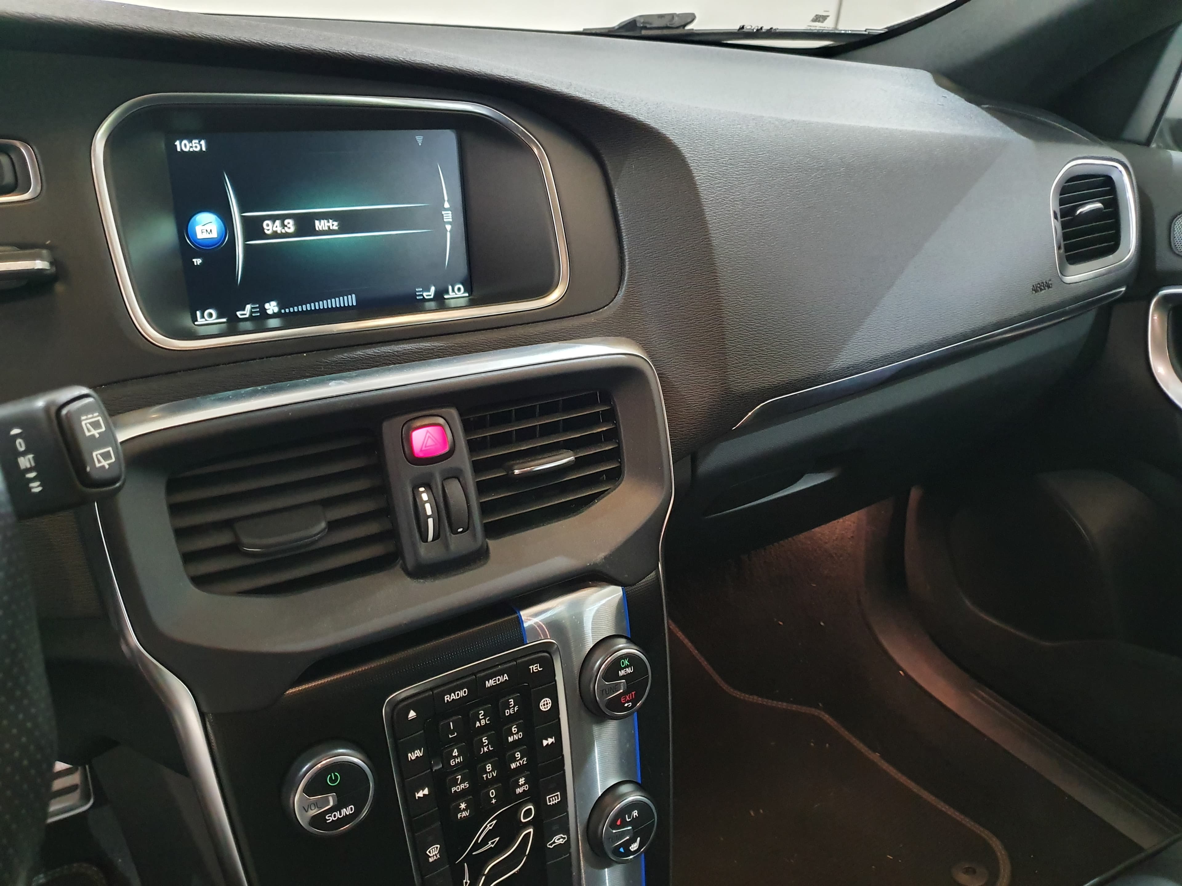 Volvo V40 · Ano 2015 — imagem 31