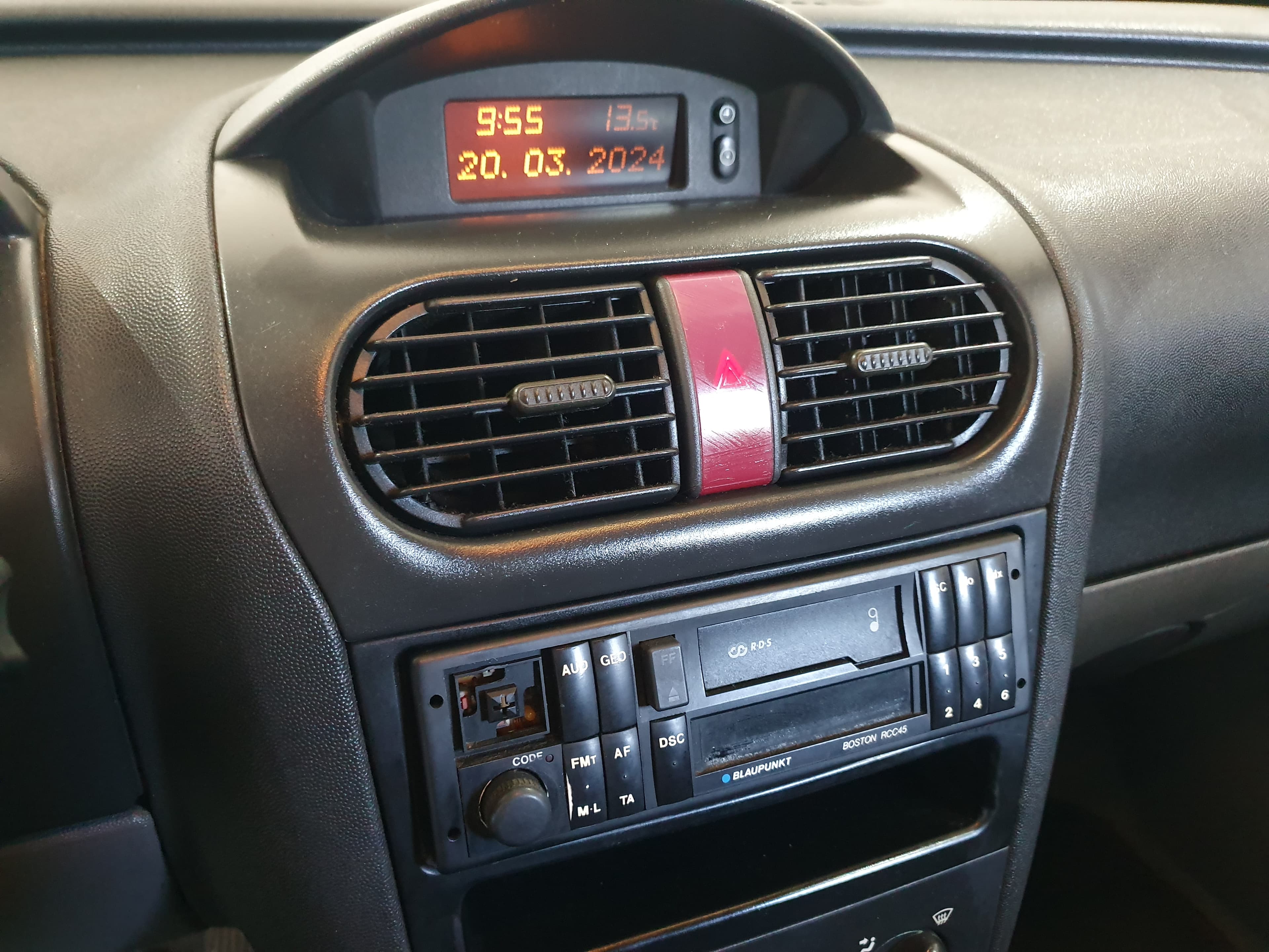 Opel Corsa · Ano 2001 — imagem 35