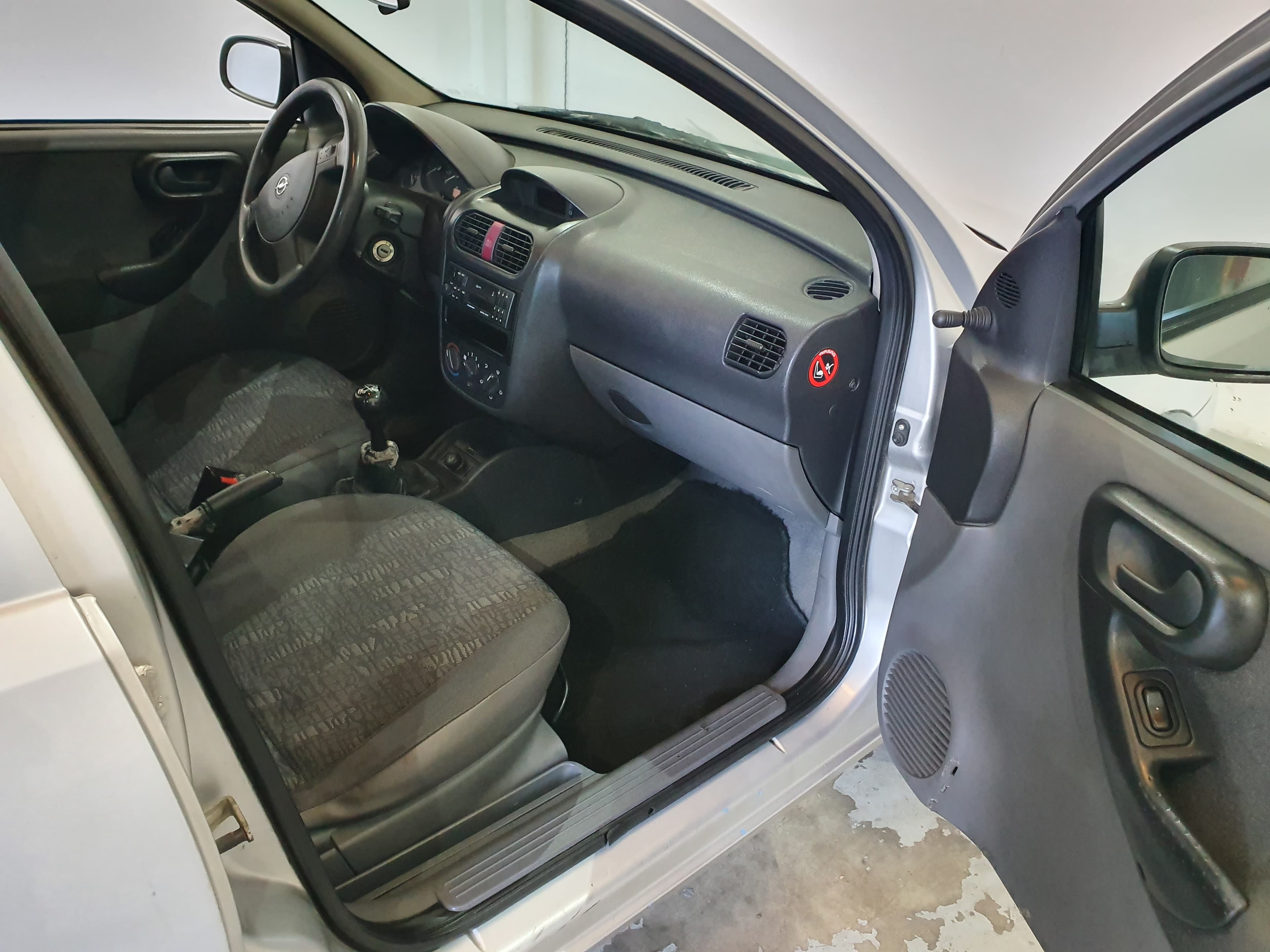 Opel Corsa · Ano 2001 — imagem 22